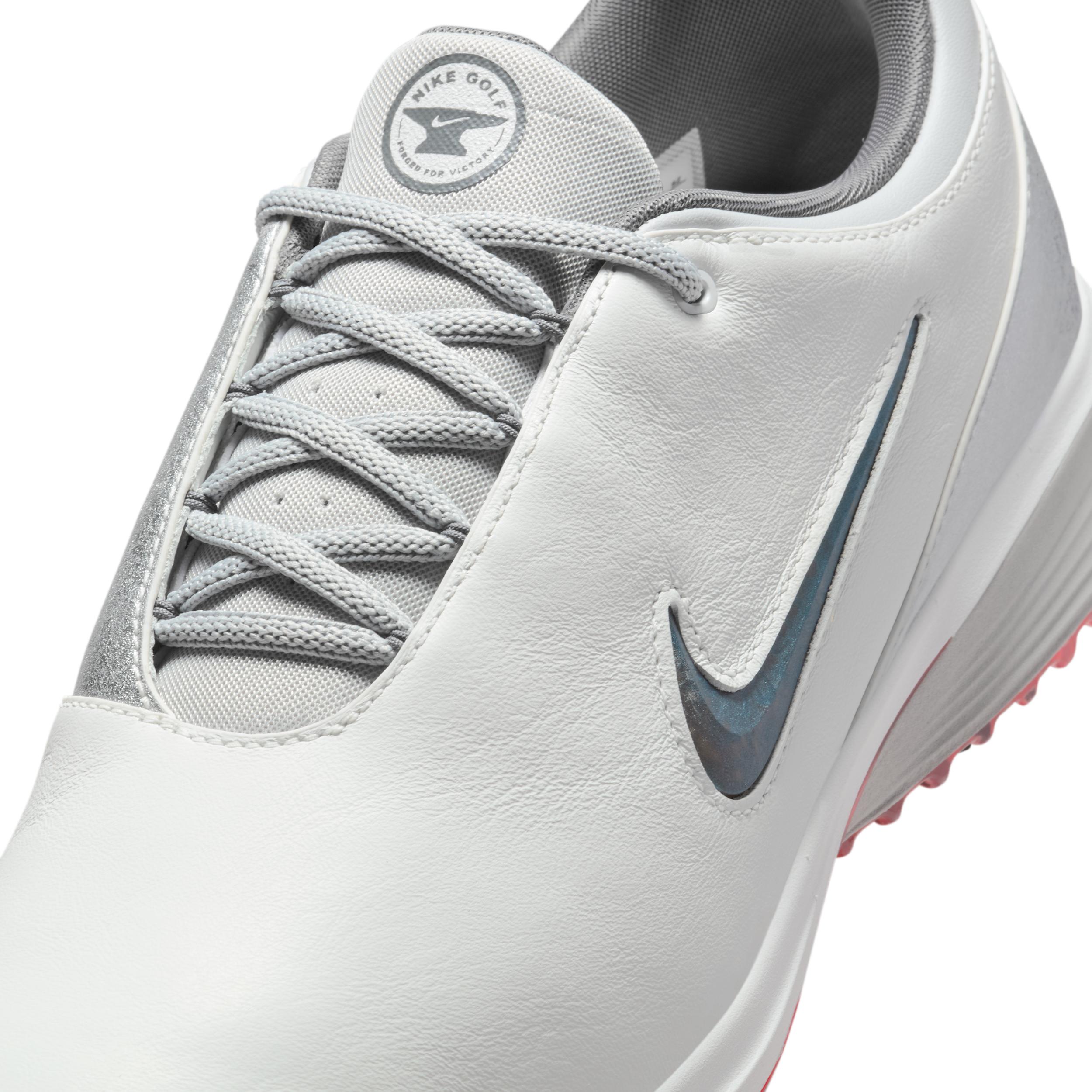 Nike Men's Victory Tour 4 Golf Shoes Product Image