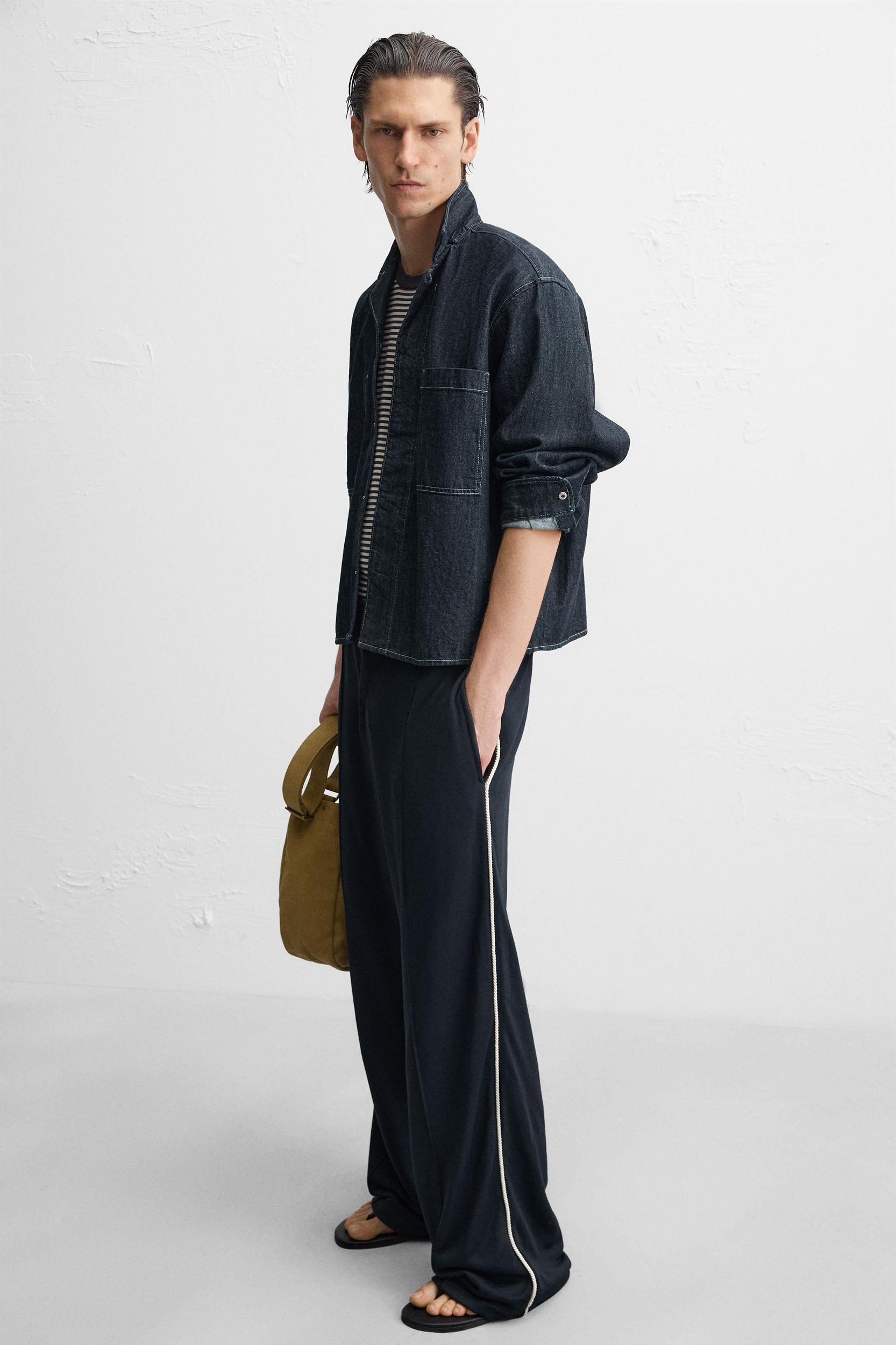 CONTRAST JOGGER PANTS Product Image