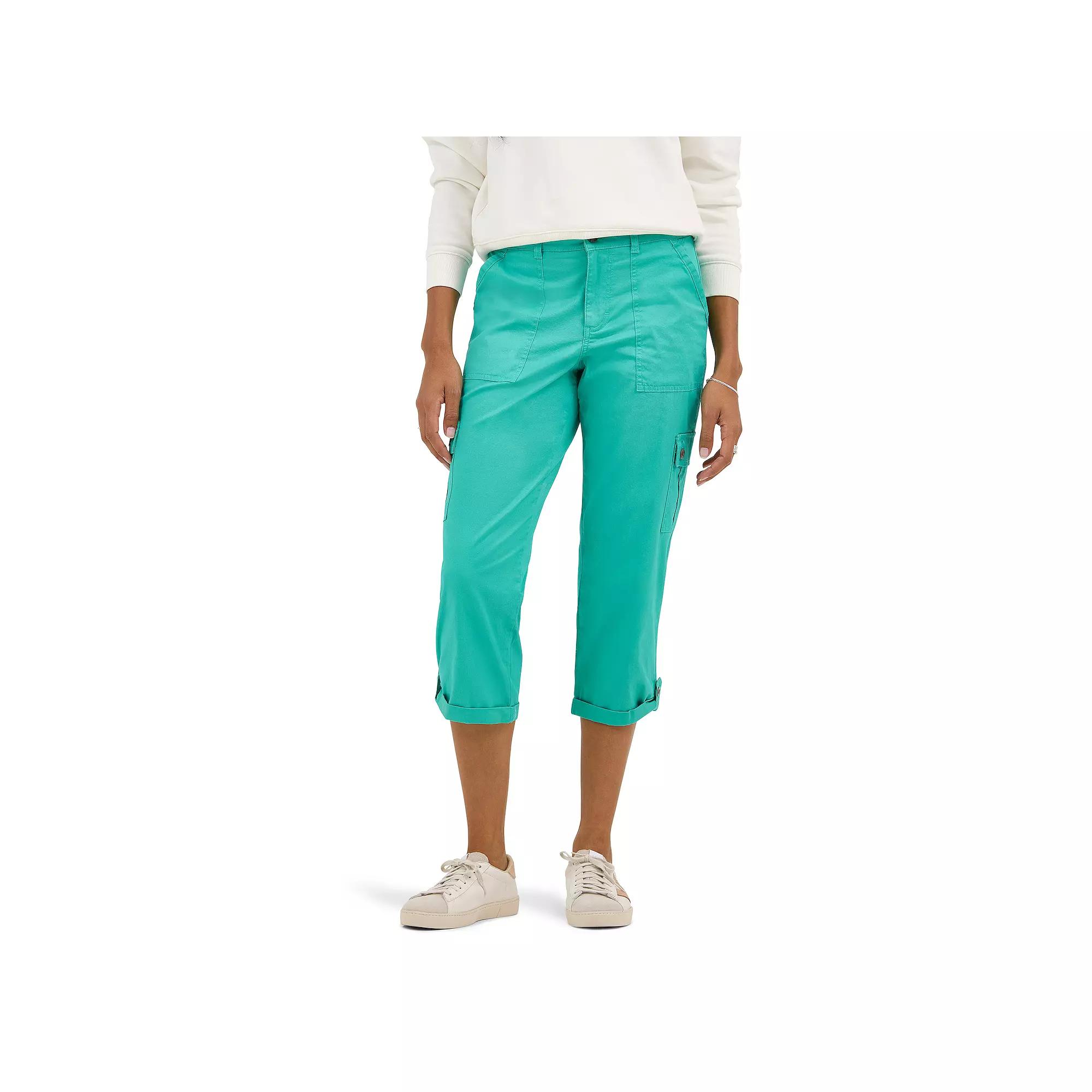 Women's Lee® Flex-To-Go Cargo Capri Pants, Size: 6, Grassy Green Product Image