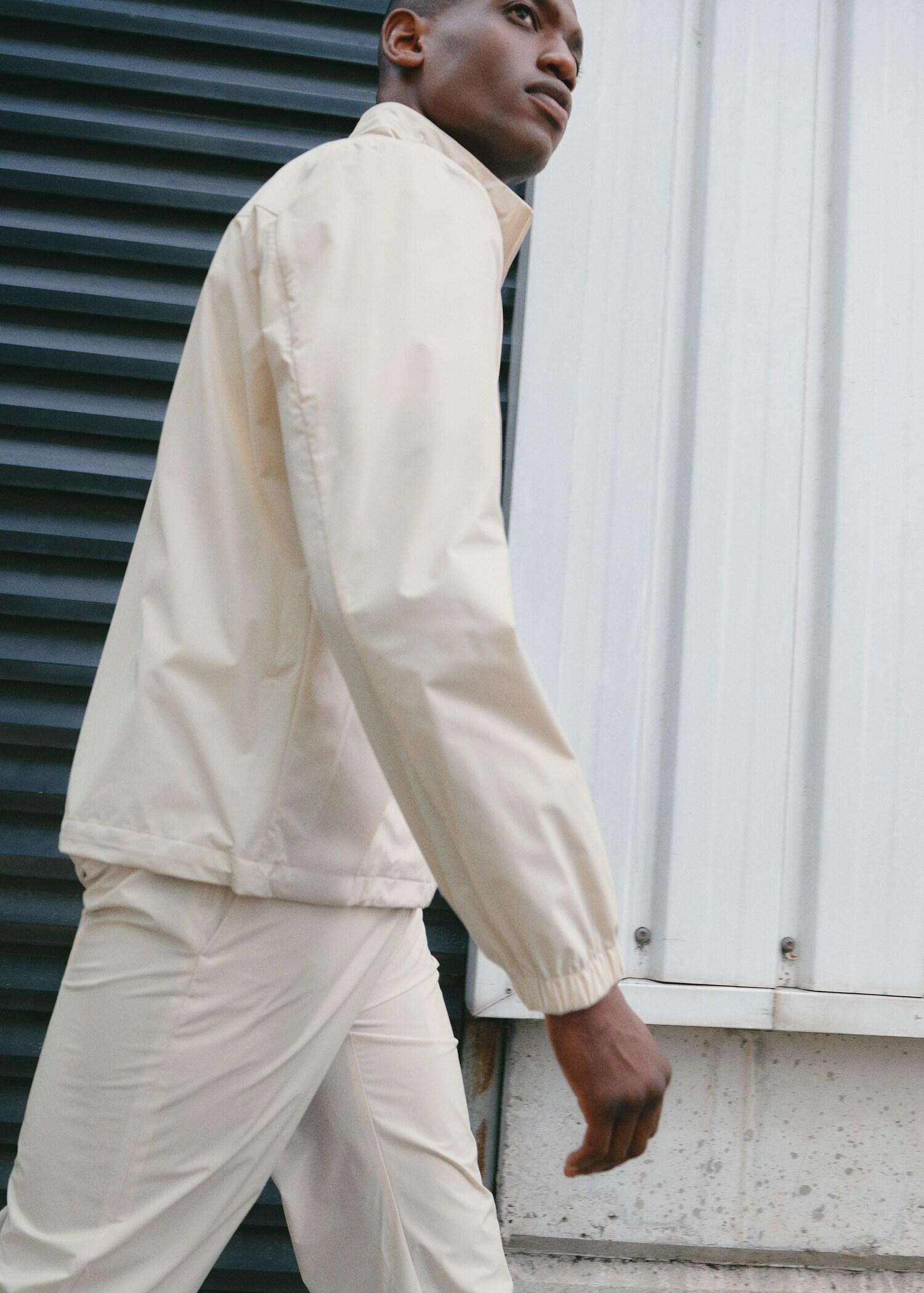 Water-repellent COOLMAX® jacket - Men | MANGO USA Product Image