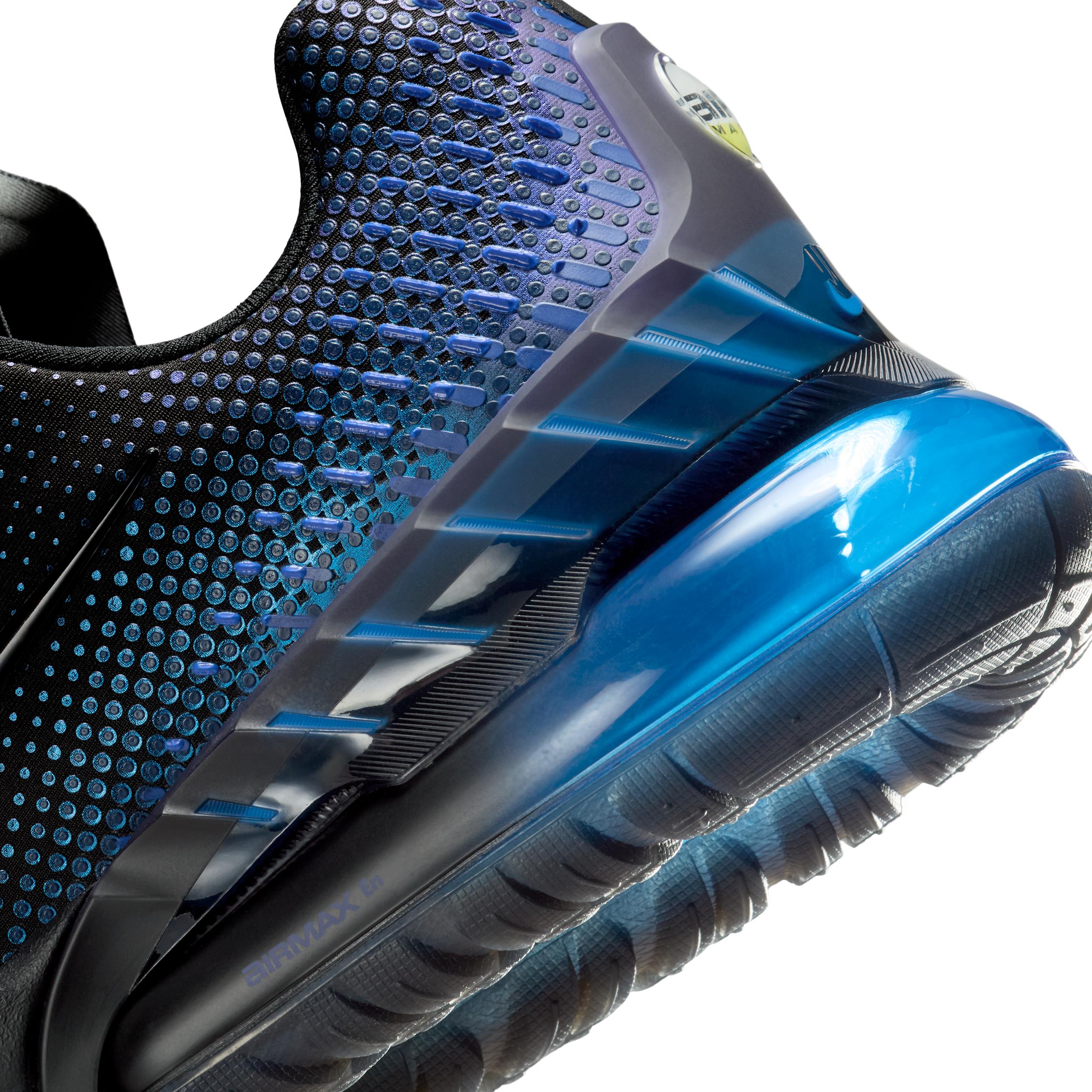 Nike Men's Air Max Phoenix SE Shoes Product Image