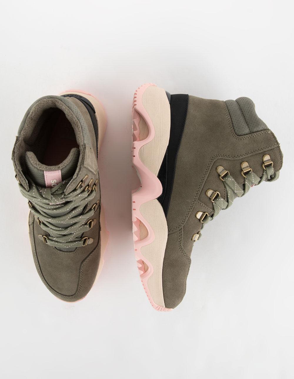 SOREL Kinetic ™ Impact Conquest Sneaker Womens Boots - TAN Product Image