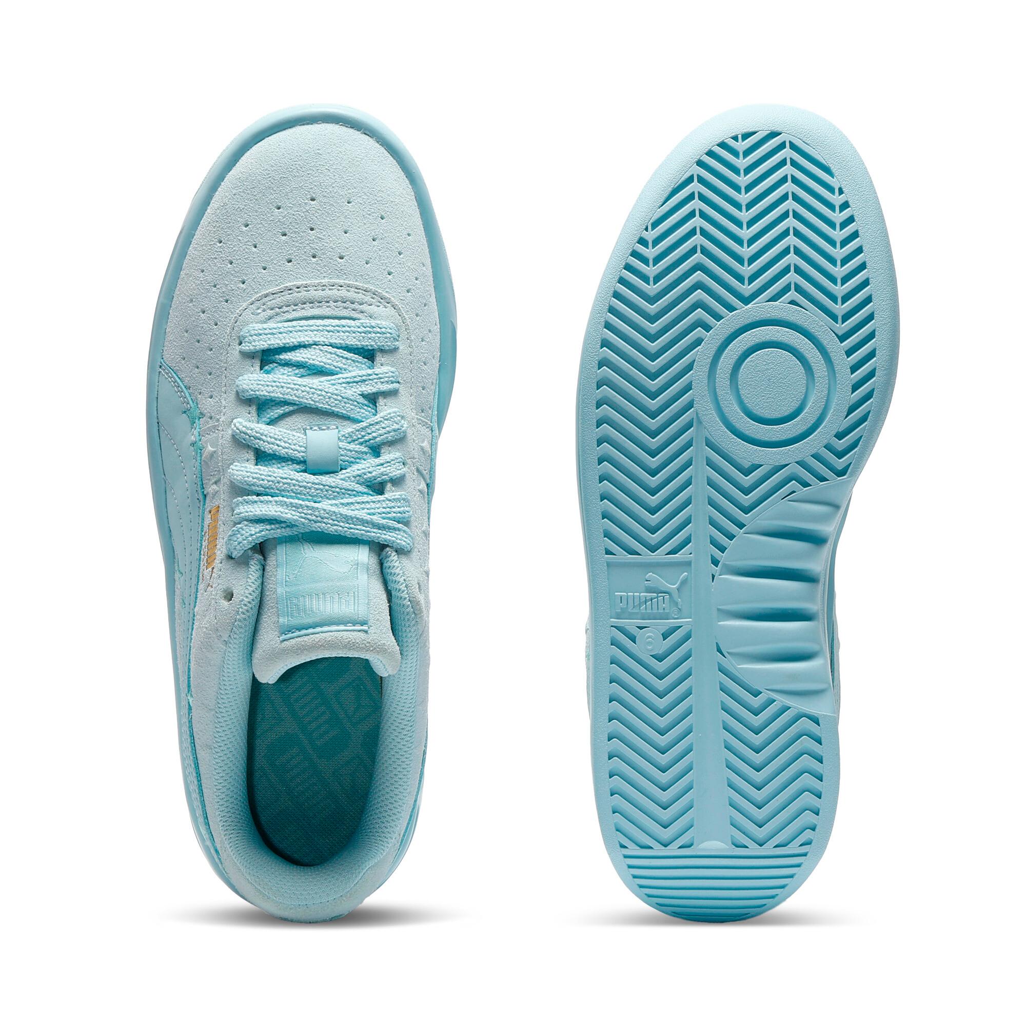 GV Special SOA Stars Sneakers Women Product Image