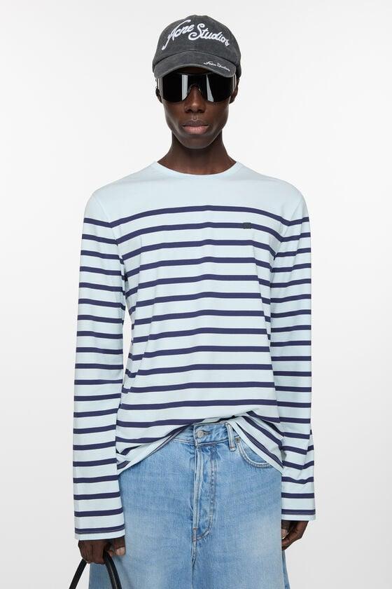 Long sleeve t-shirt Product Image