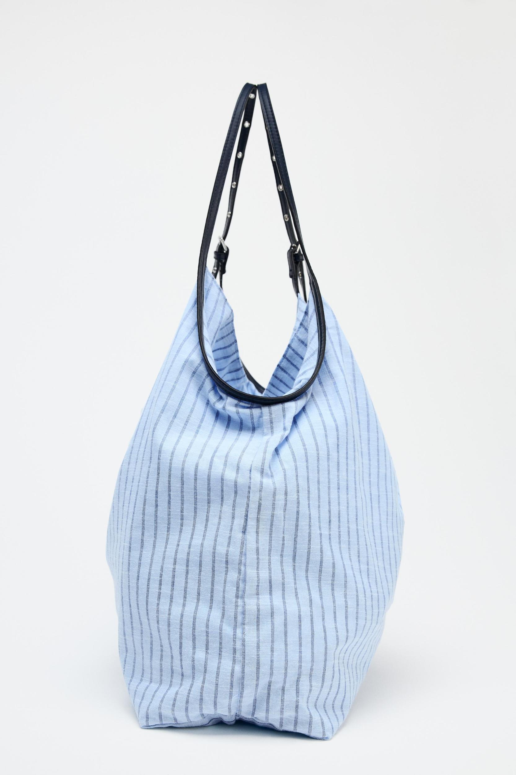 STRIPED WOVEN SHOPPER Product Image