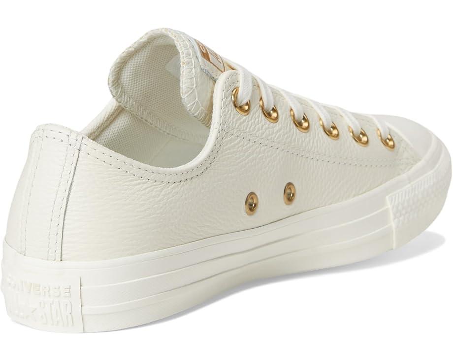 Chuck Taylor All Star Dainty Suede Product Image