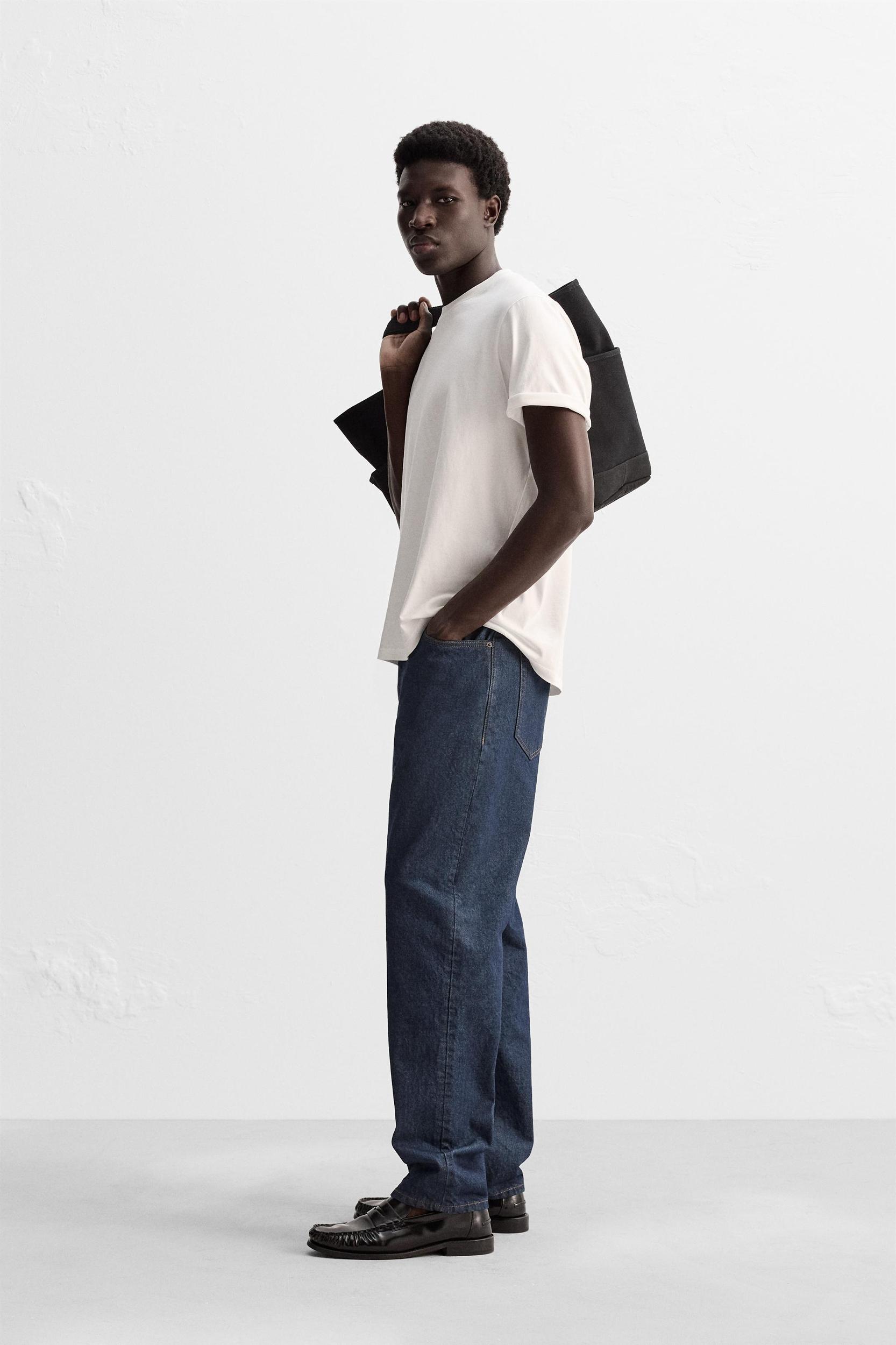 MEDIUM WEIGHT T-SHIRT Product Image