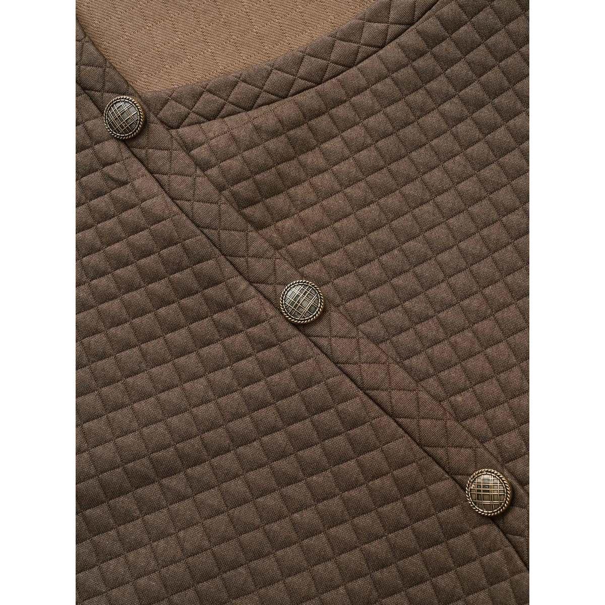 Plus Size Plain Argyle Quilted Button Detail Sweatshirt Women DarkBrown Casual Non V-neck Everyday Sweatshirts BloomChic 28/5X Product Image