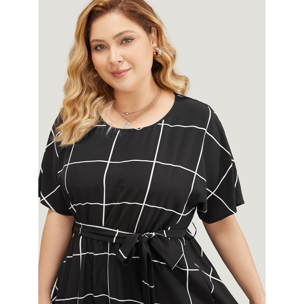 Plus Size Plaid Print Pocket Belted Ruffle Hem Dolman Sleeve Dress Black Women Office Cross straps Round Neck Short sleeve Curvy Midi Dress BloomChic 14-16/1X Product Image