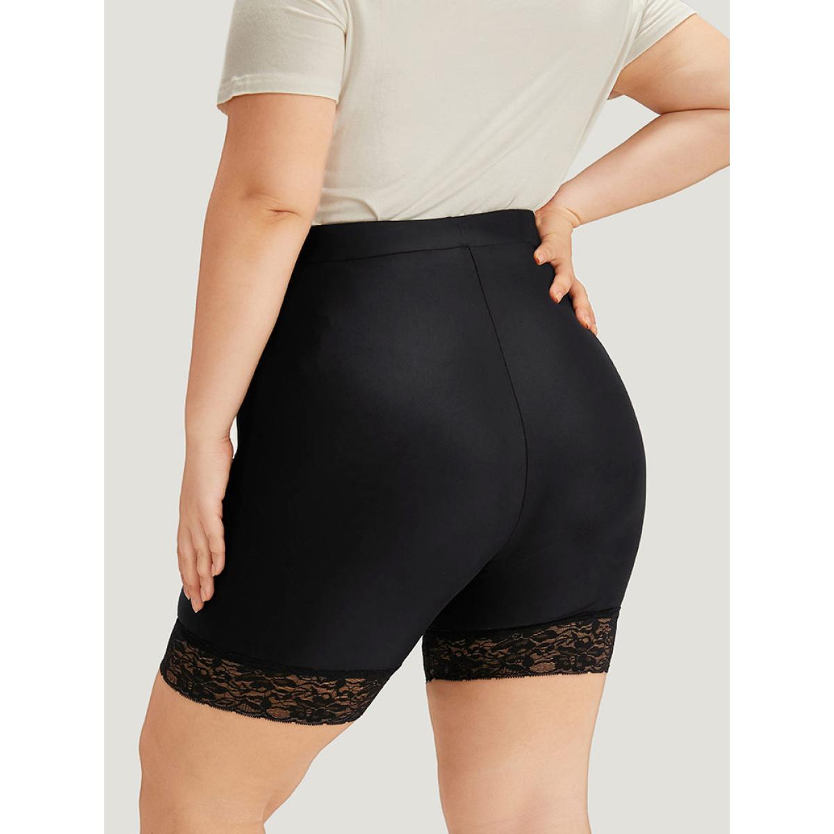 Plus Size Plain Guipure Lace Elastic Waist Leggings Women Black Elegant High stretch Skinny High Rise Dailywear Leggings BloomChic 30/6X Product Image