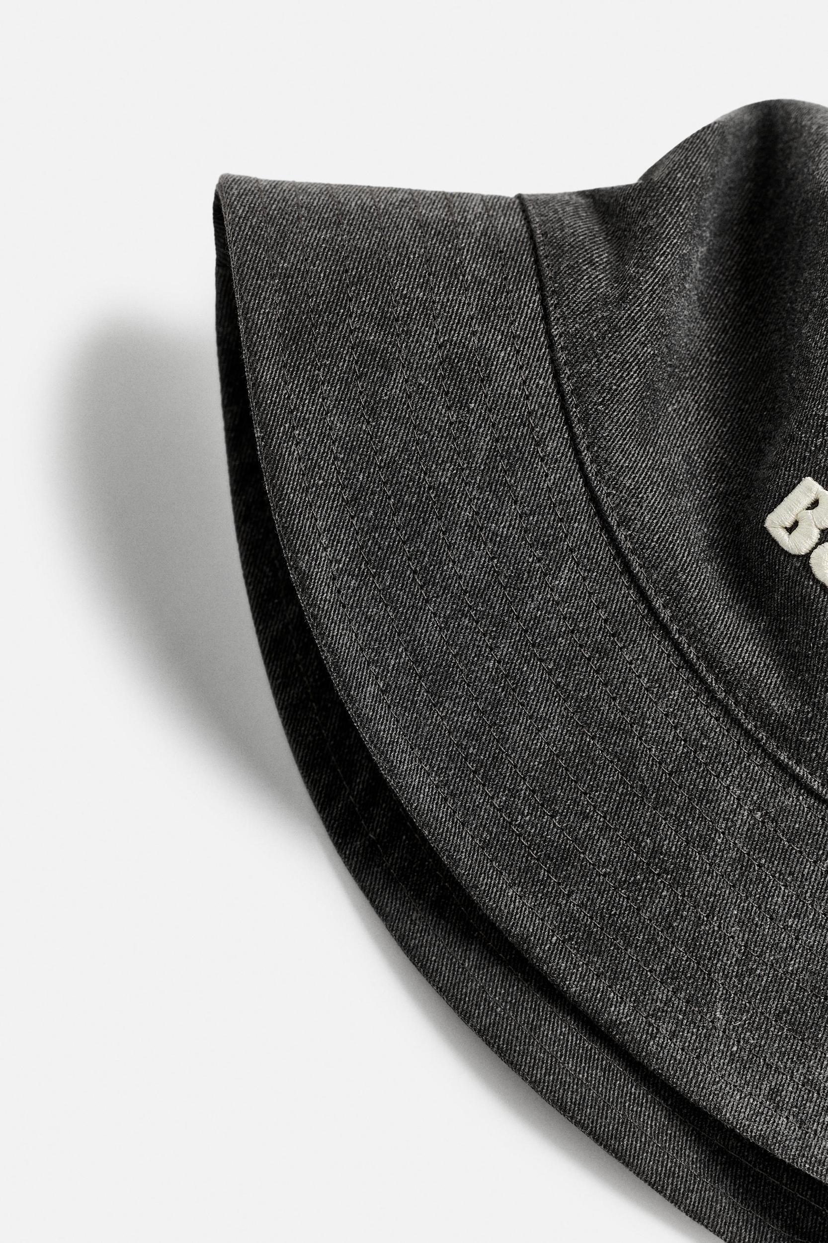 CONTRAST EMBROIDERY BUCKET HAT Product Image