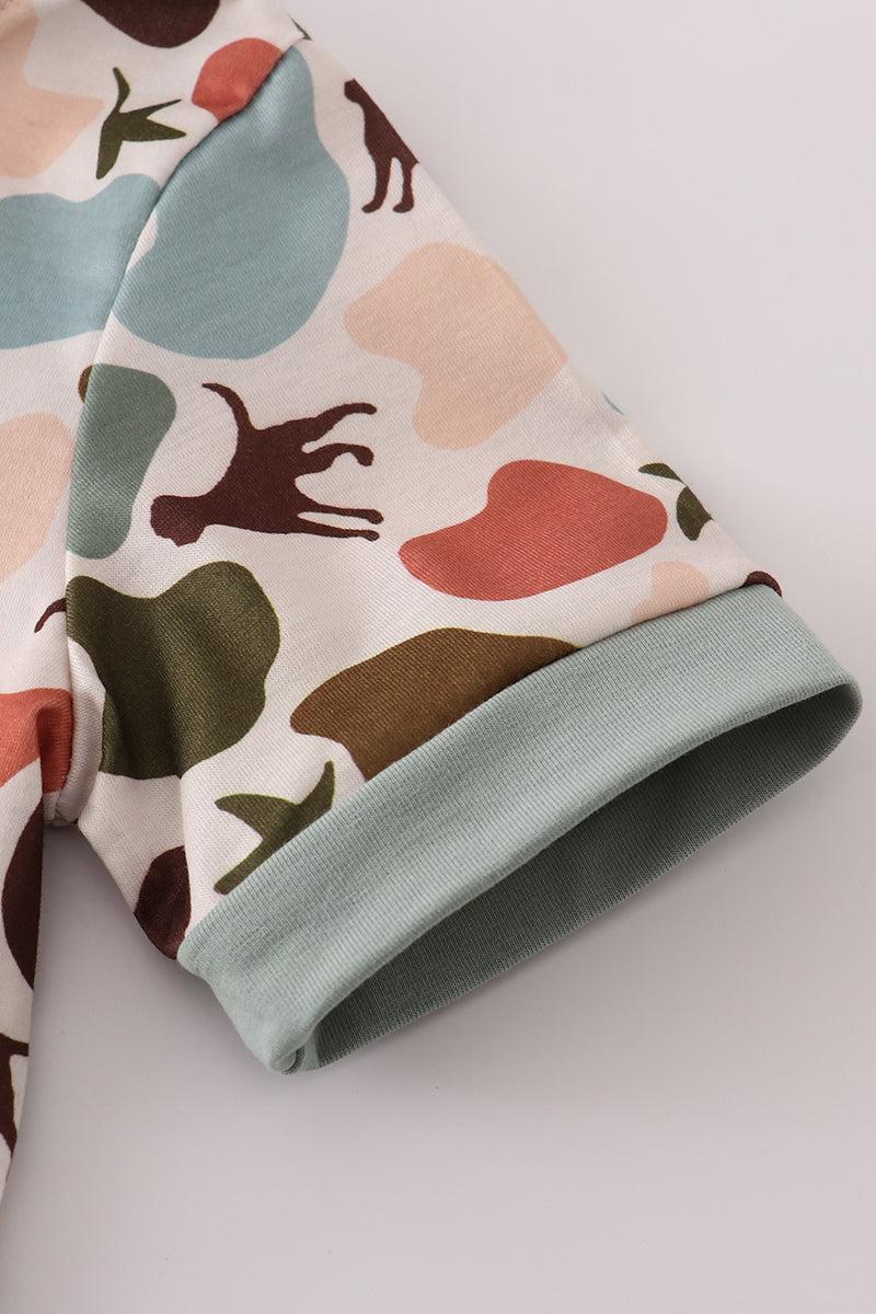 Green hunting print pants set Product Image