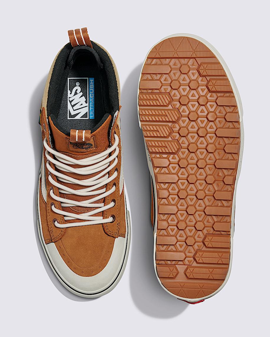 Sk8-Hi Waterproof Insulated Shoe in Glazed Ginger Brown / Khaki| Vans US Product Image