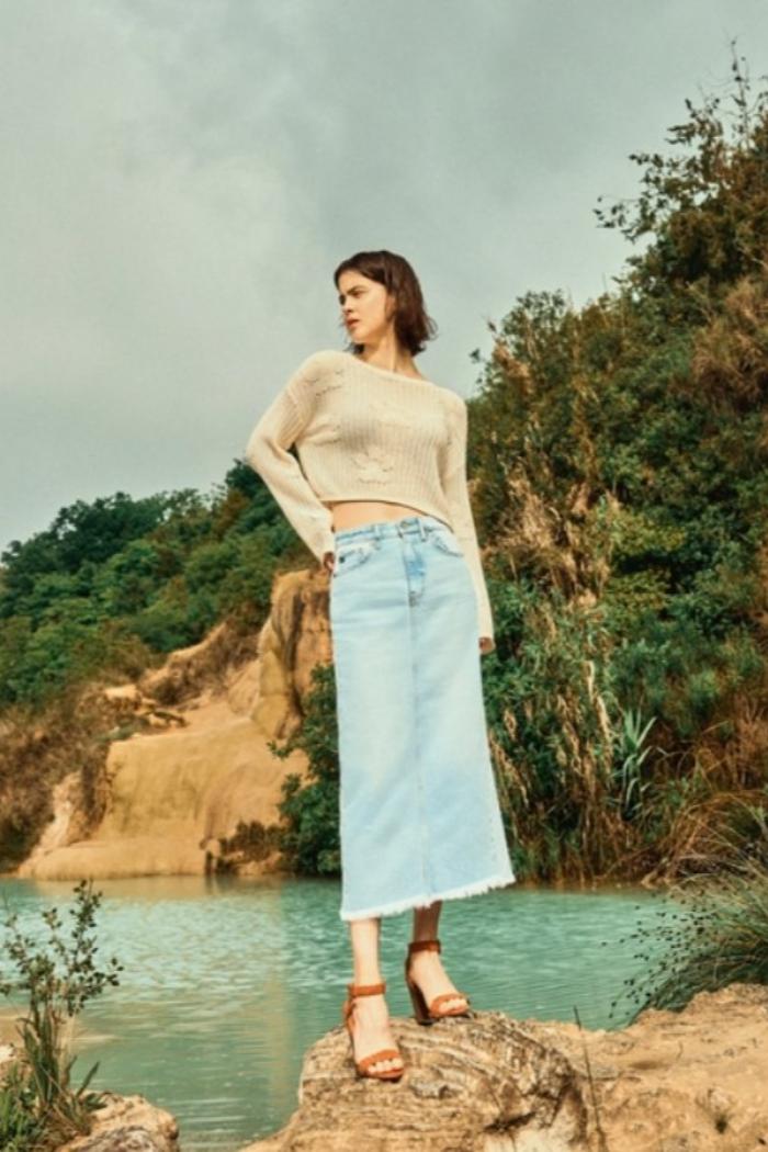 Midi High Rise Denim Contrast Skirt Product Image