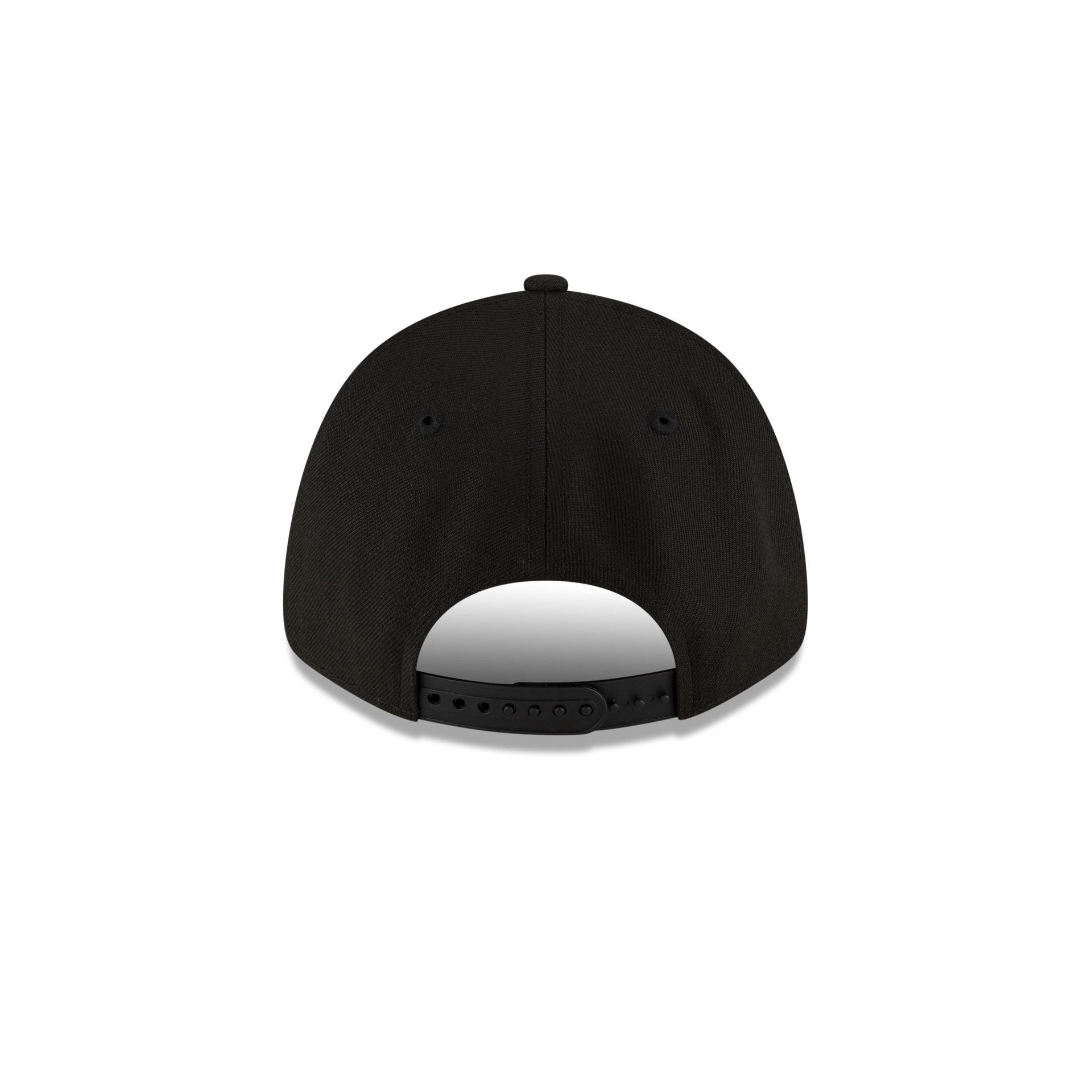 Dominican Republic Red 9FORTY Snapback Hat Male Product Image