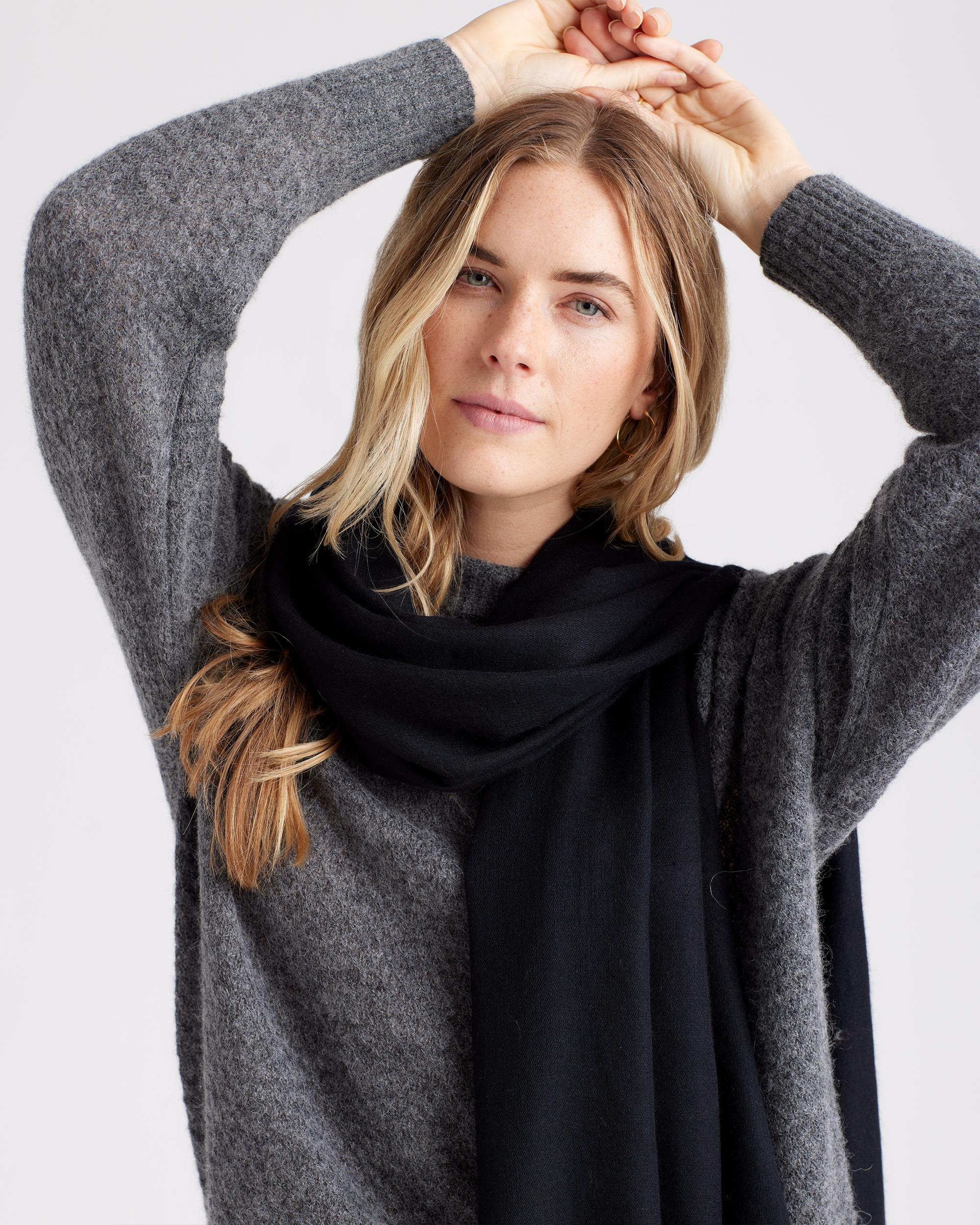 Quince | Women's Featherweight Cashmere Silk Frayed Edge Scarf Product Image