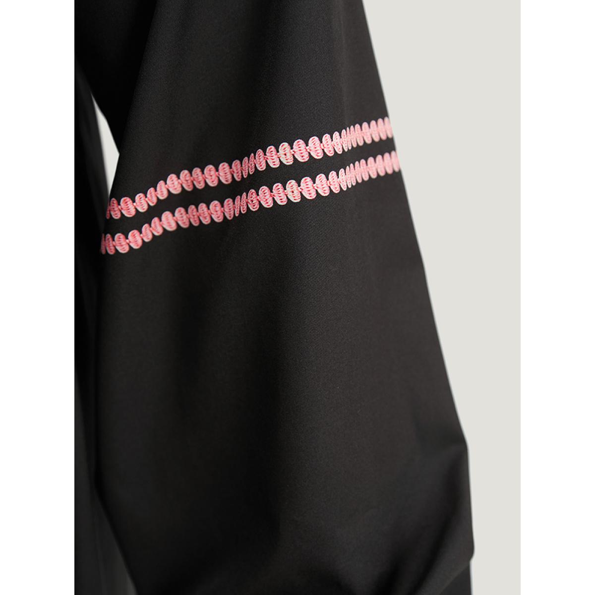 Plus Size Bandana Print Lantern Sleeve Pocket Dress Black Women Resort Elastic cuffs Round Neck Long Sleeve Curvy Knee Dress BloomChic 12/L Product Image