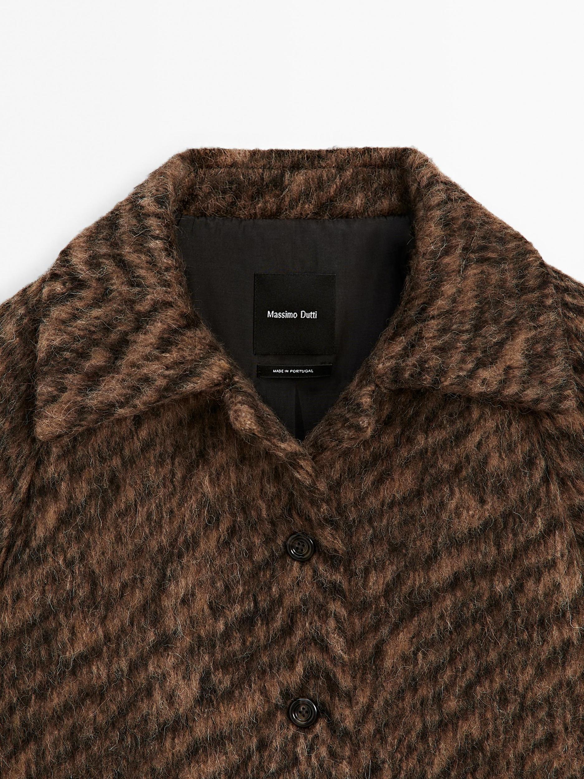 Short animal print coat Product Image