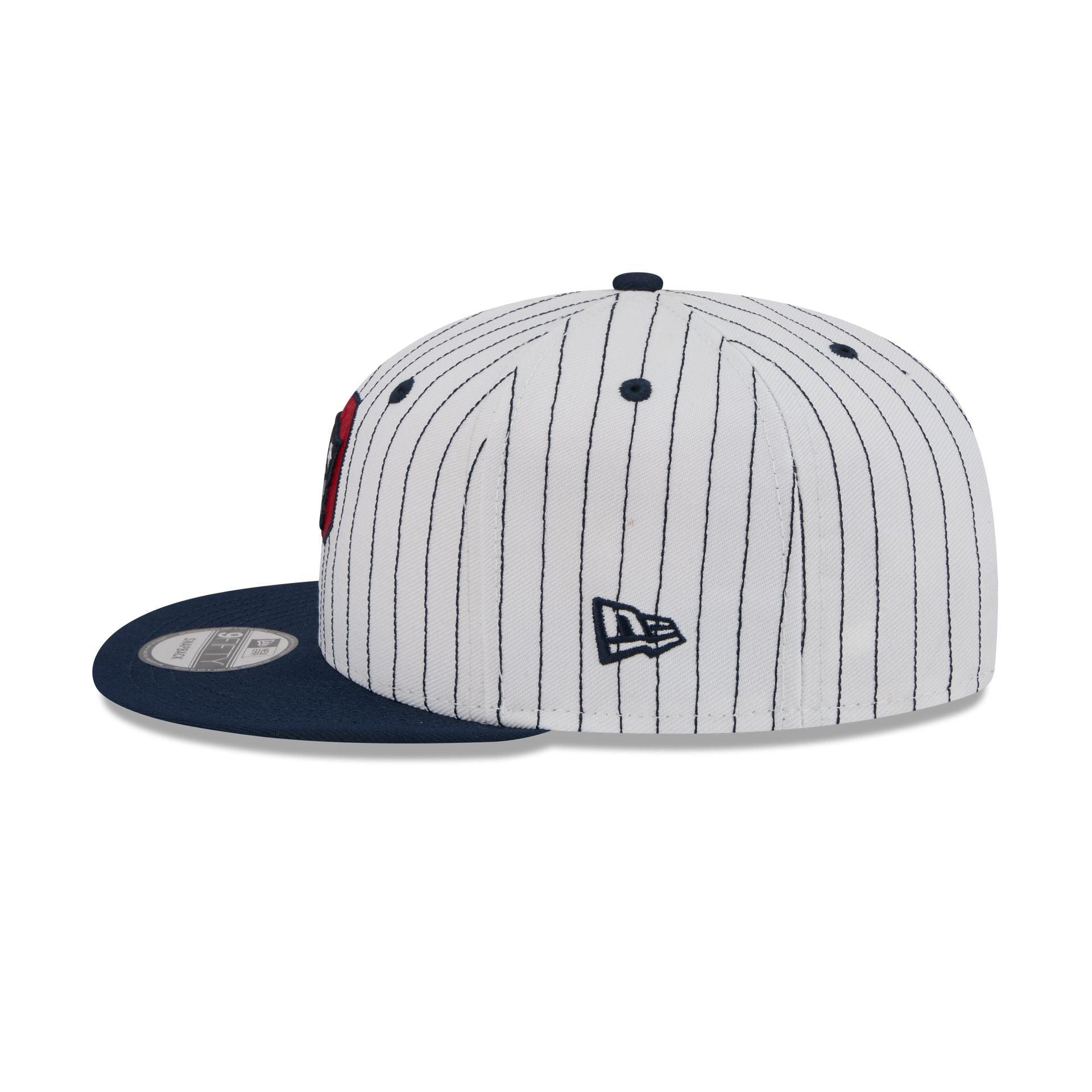 New England Patriots Deceptor Pinstripe 9FIFTY Snapback Hat Male Product Image