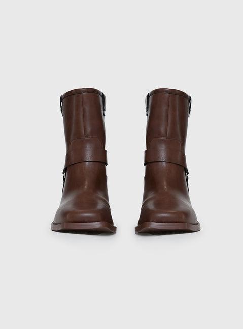 Clovers Boots Brown Product Image