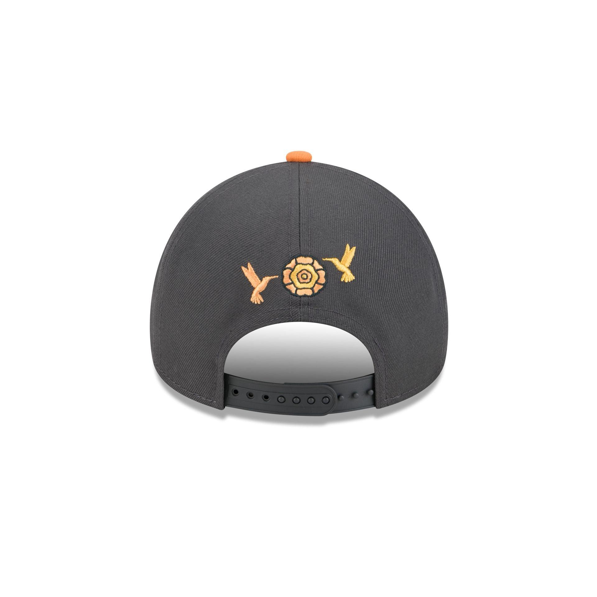 Athletics Contrast Stitch 9TWENTY Adjustable Hat Male Product Image