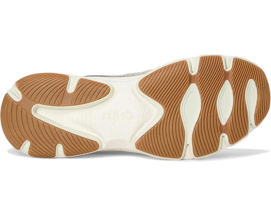 Devotion X TR Walking Shoes Product Image