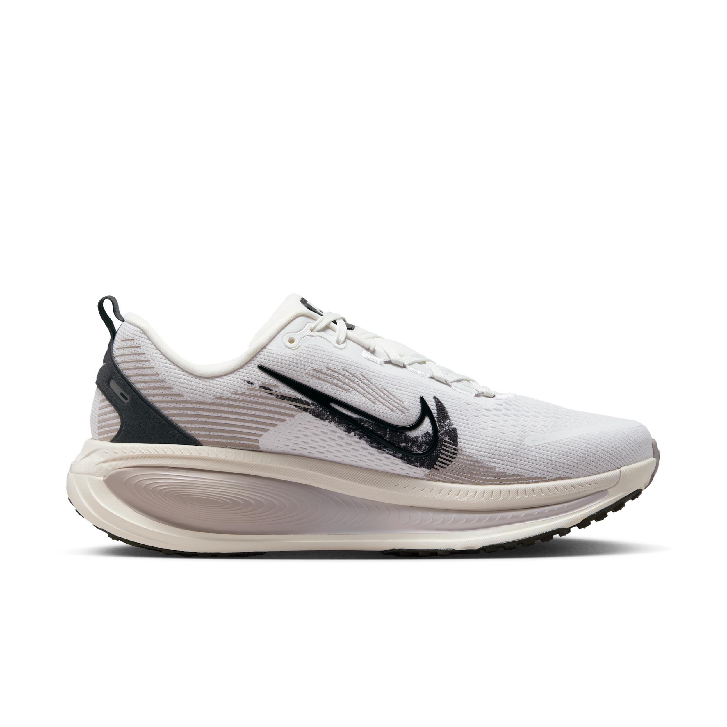 Nike Men's Vomero 18 Road Running Shoes Product Image
