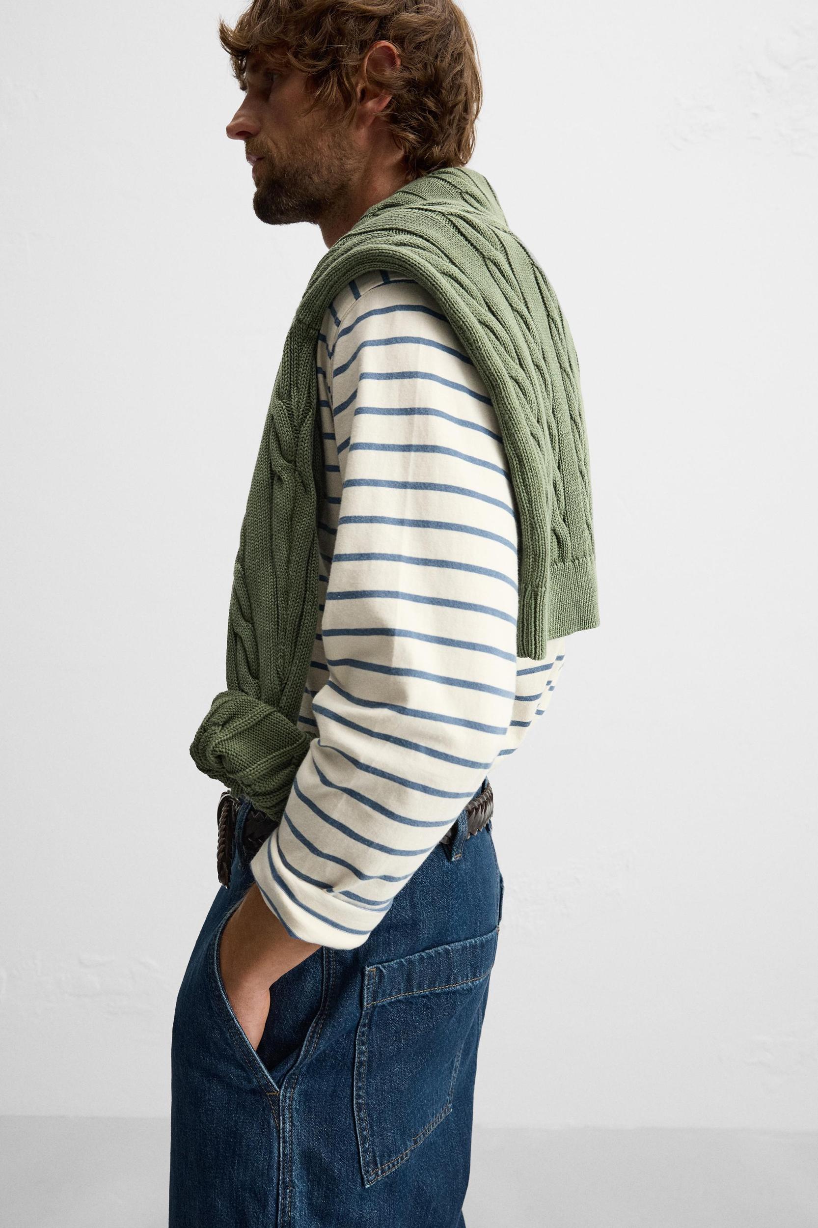 STRIPED JACQUARD T-SHIRT Product Image
