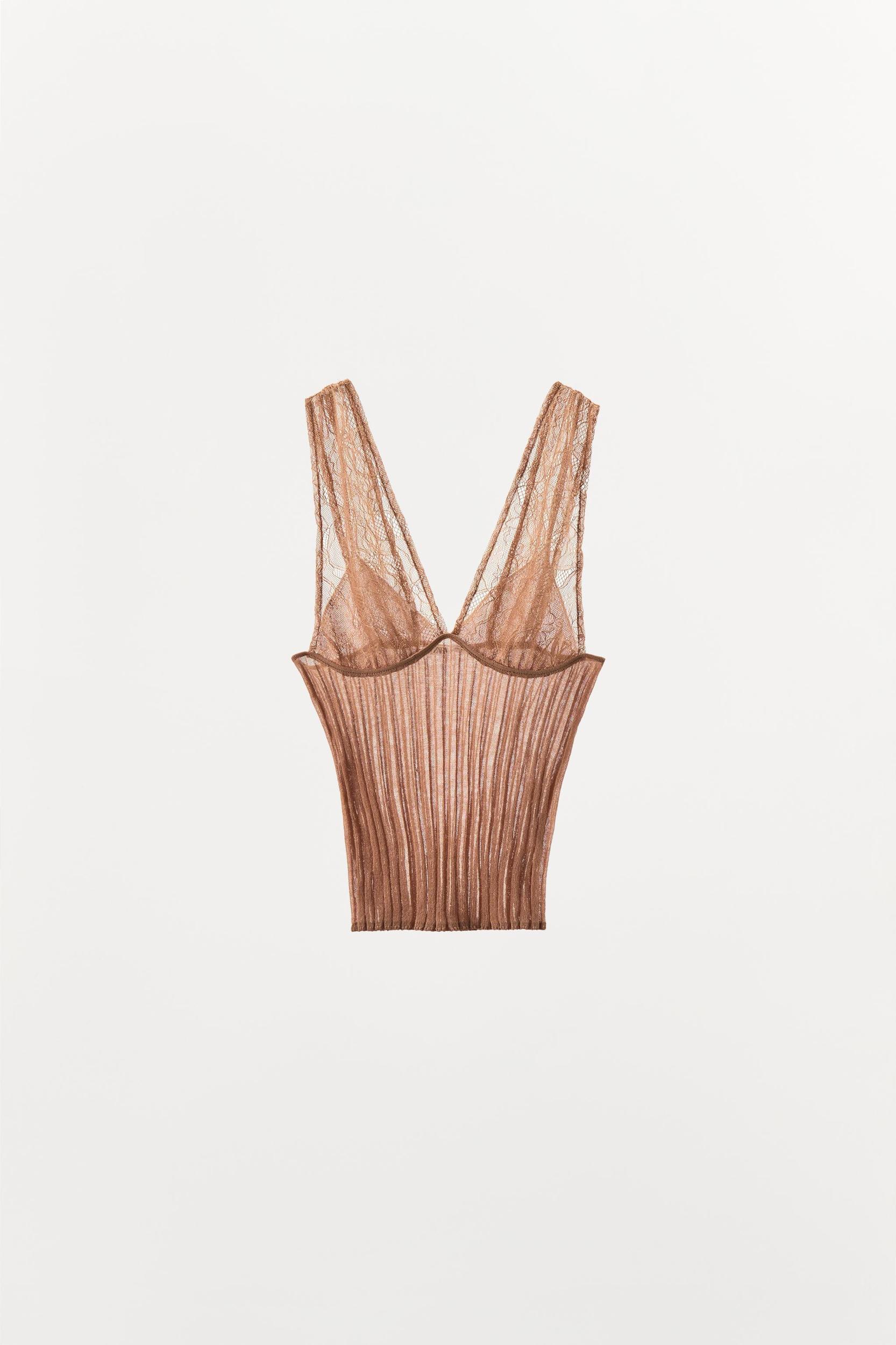 LACE TOP Product Image