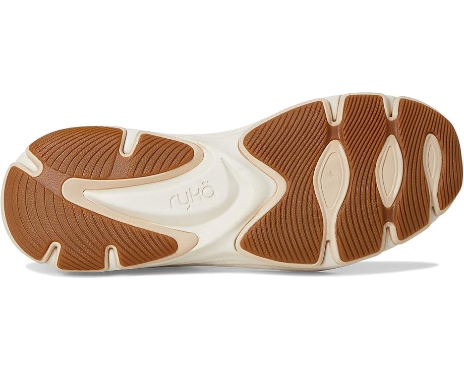 Devotion X TR Walking Shoes Product Image