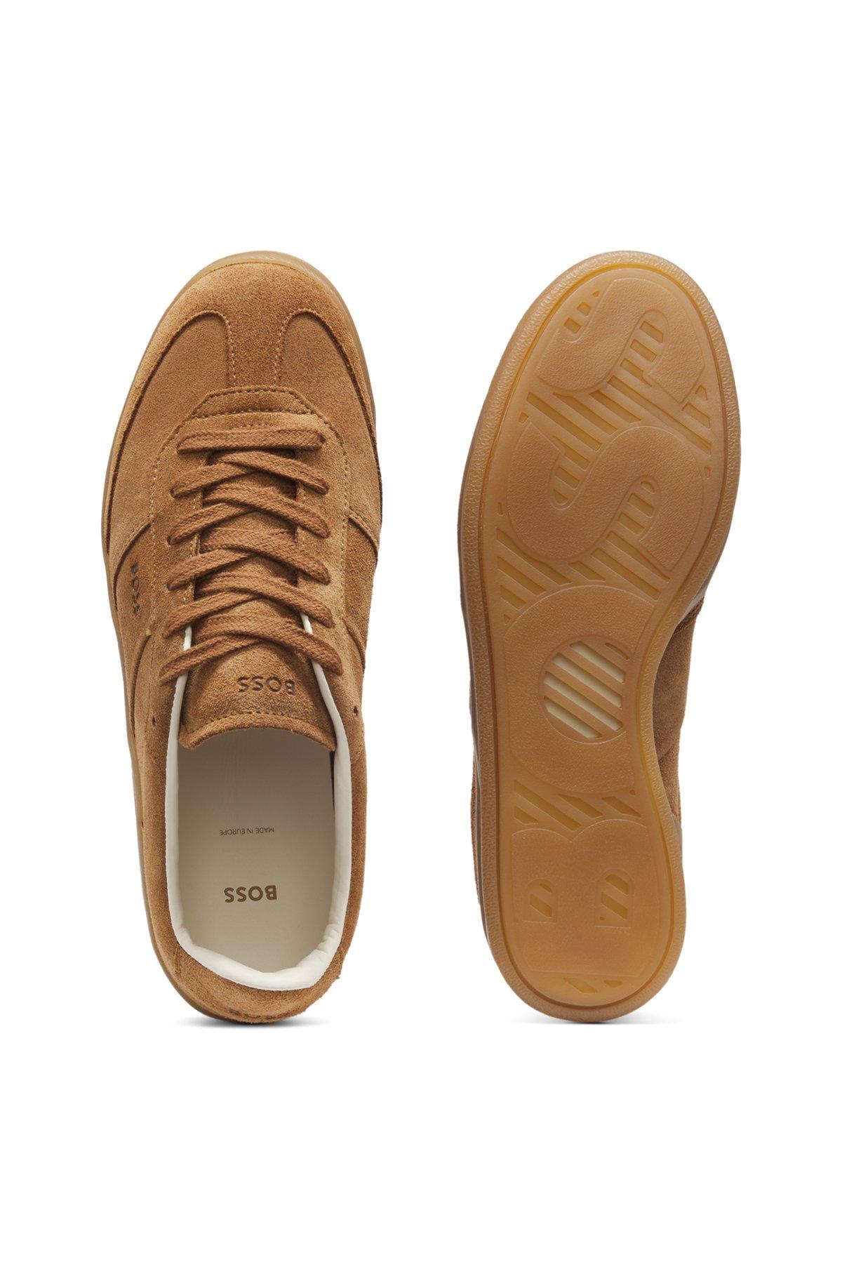 Rubber-sole trainers in suede Product Image