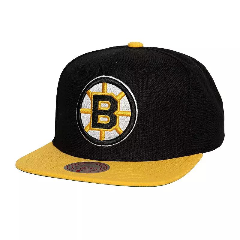 Mens Mitchell & Ness Boston Bruins Core Team Ground 2.0 Snapback Hat Product Image