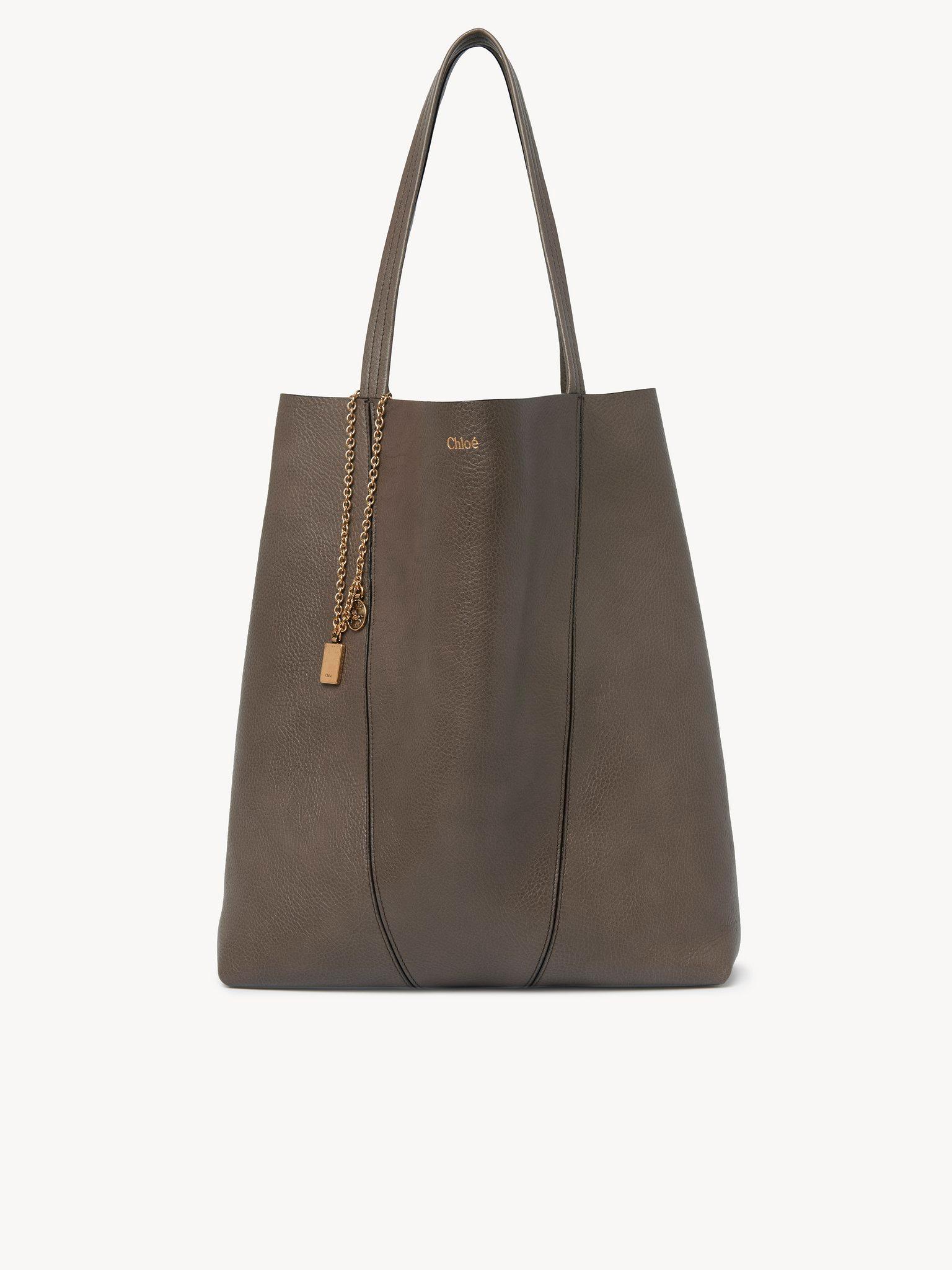 Large Chloé Spin tote bag in grained leather Product Image