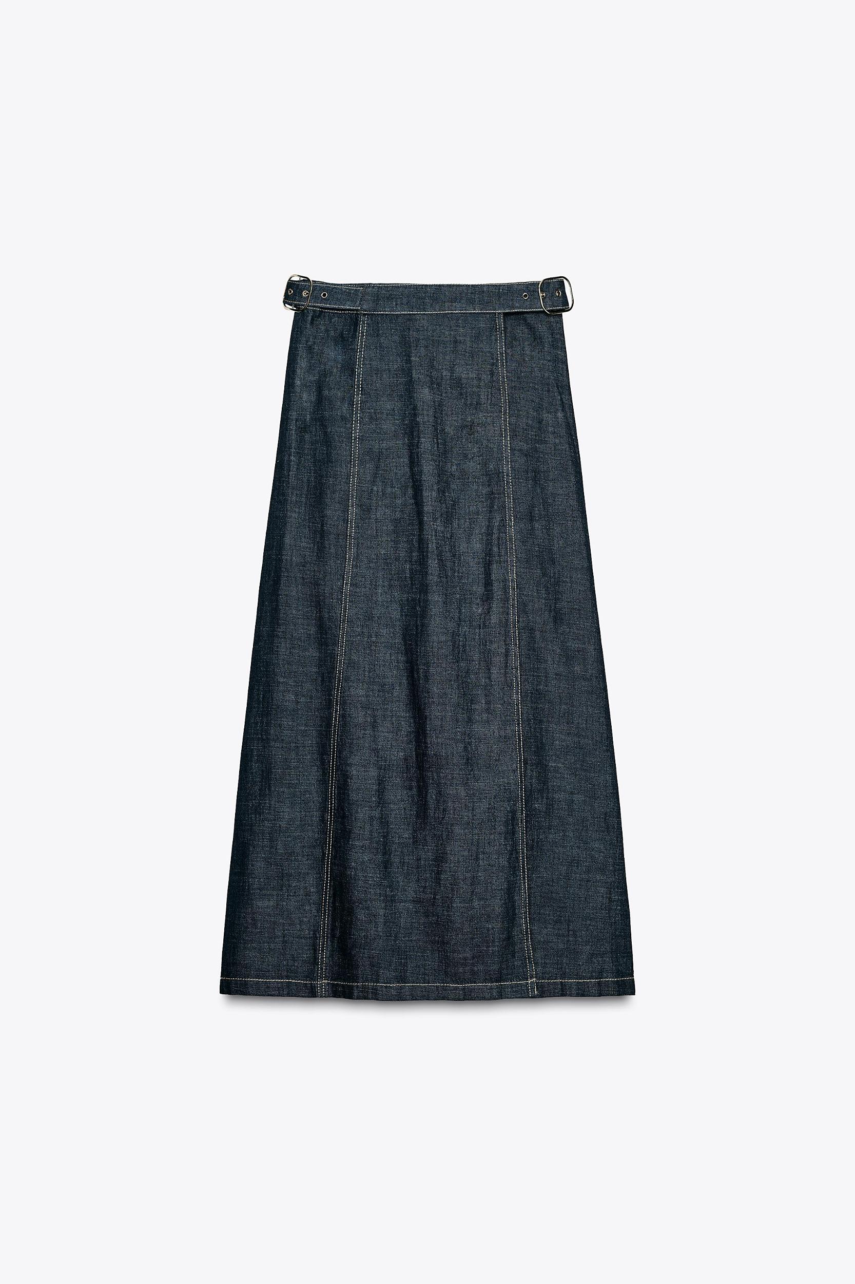 EMBROIDERED GINGHAM TOP Product Image