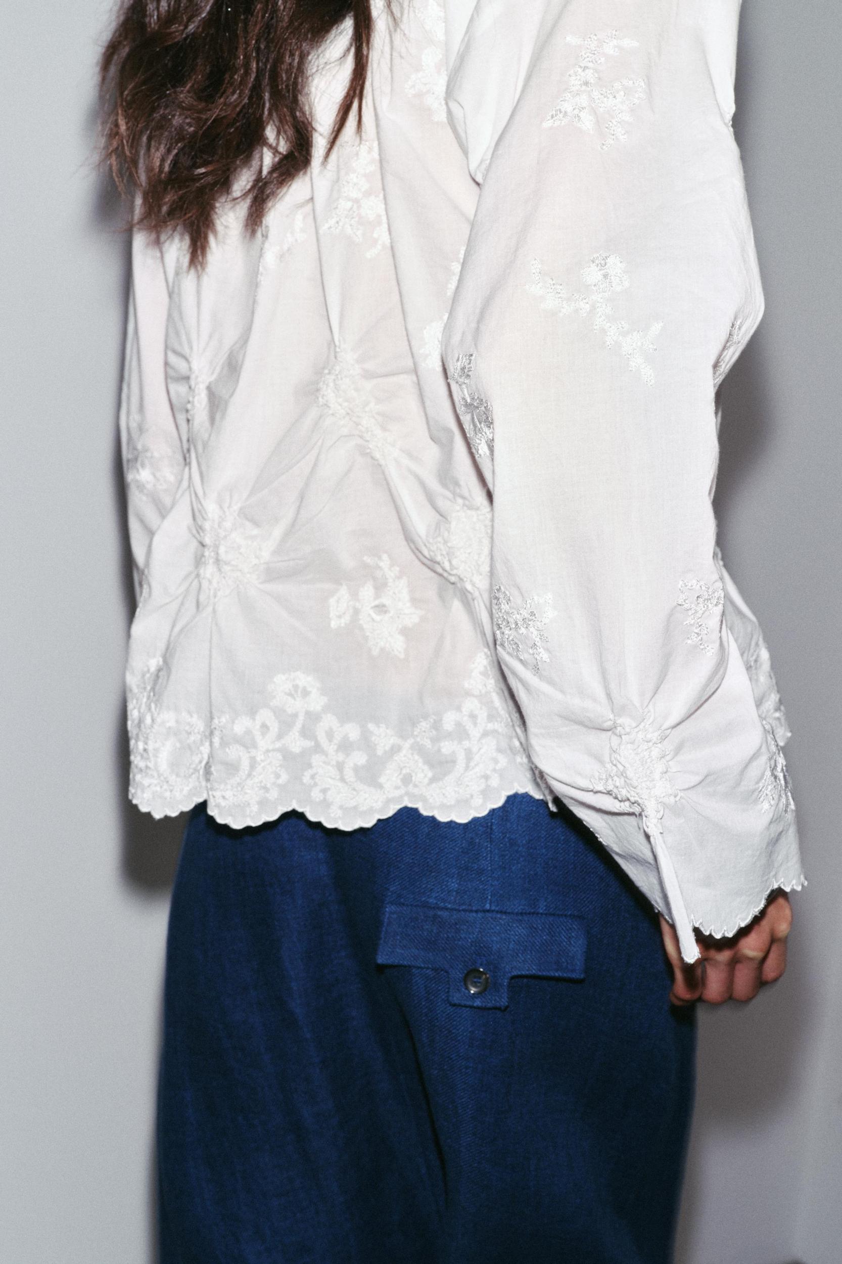 ZW COLLECTION RUCHED EMBROIDERED BLOUSE Product Image
