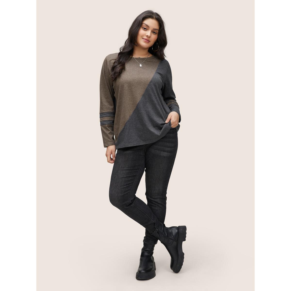 Plus Size Two Tone Contrast Round Neck T-shirt Multicolor Women Casual Contrast Plain Round Neck Everyday T-shirts BloomChic 18-20/2X Product Image