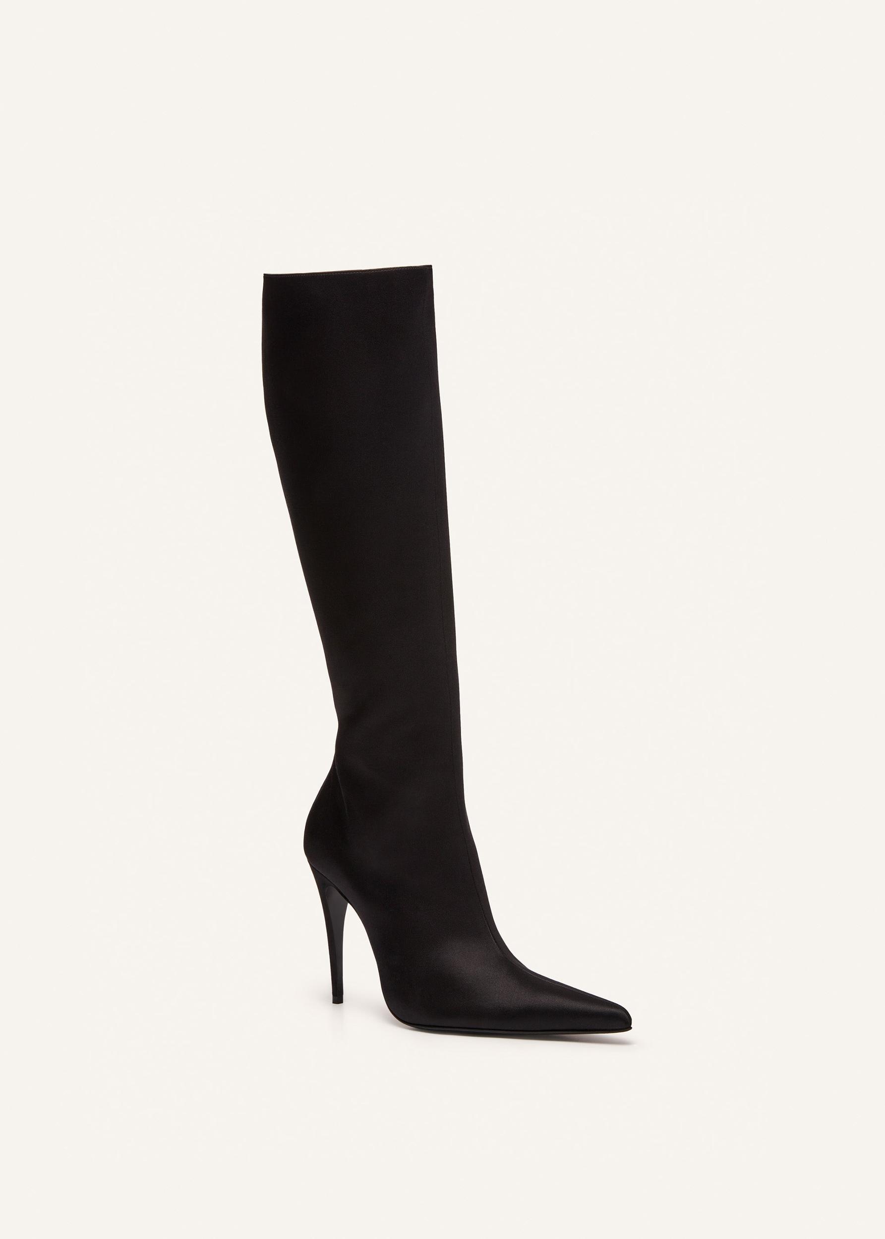 Tall satin pointed boots in black Product Image