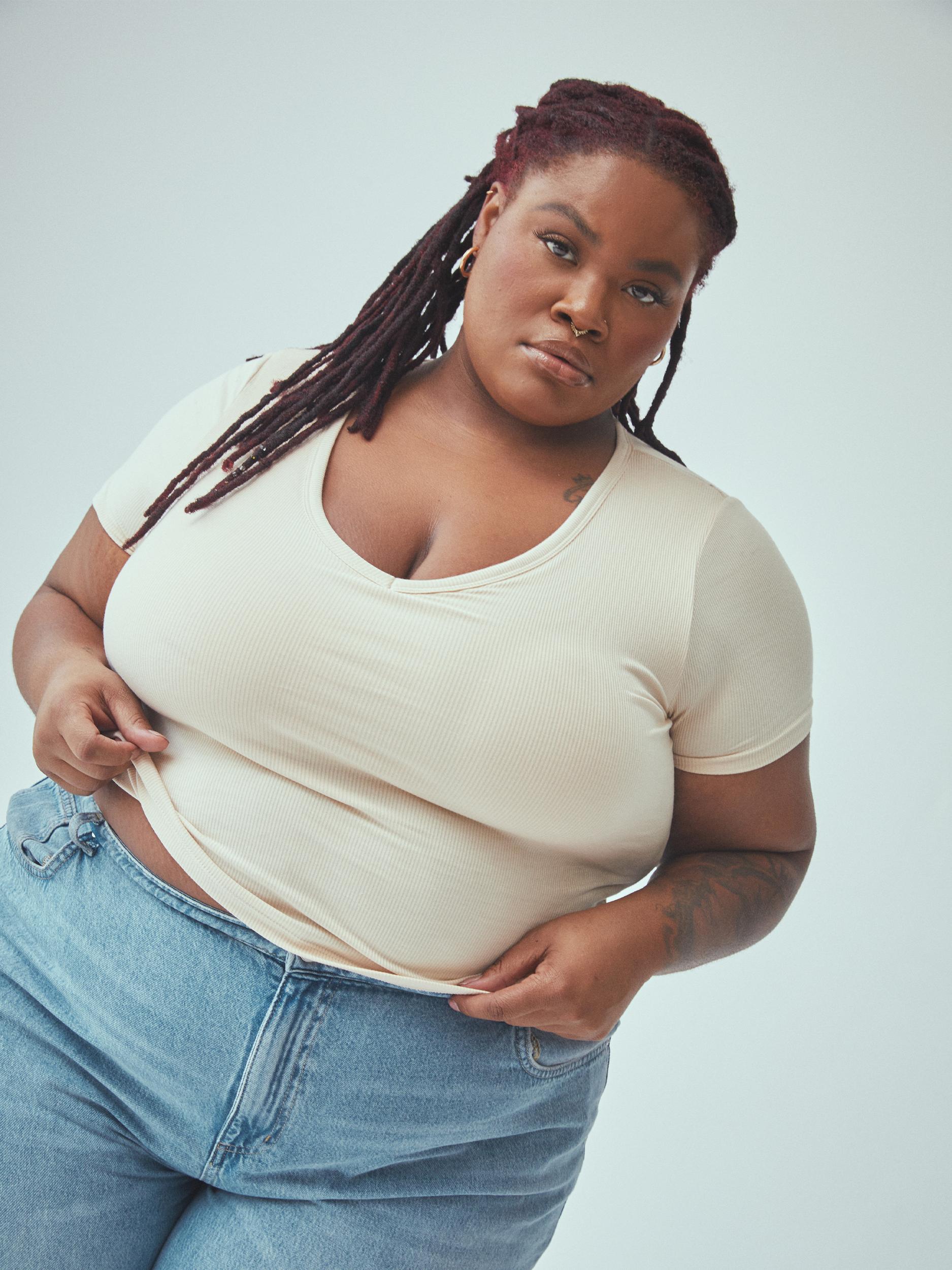 Bamboo V-Neck T-Shirt Brami Product Image