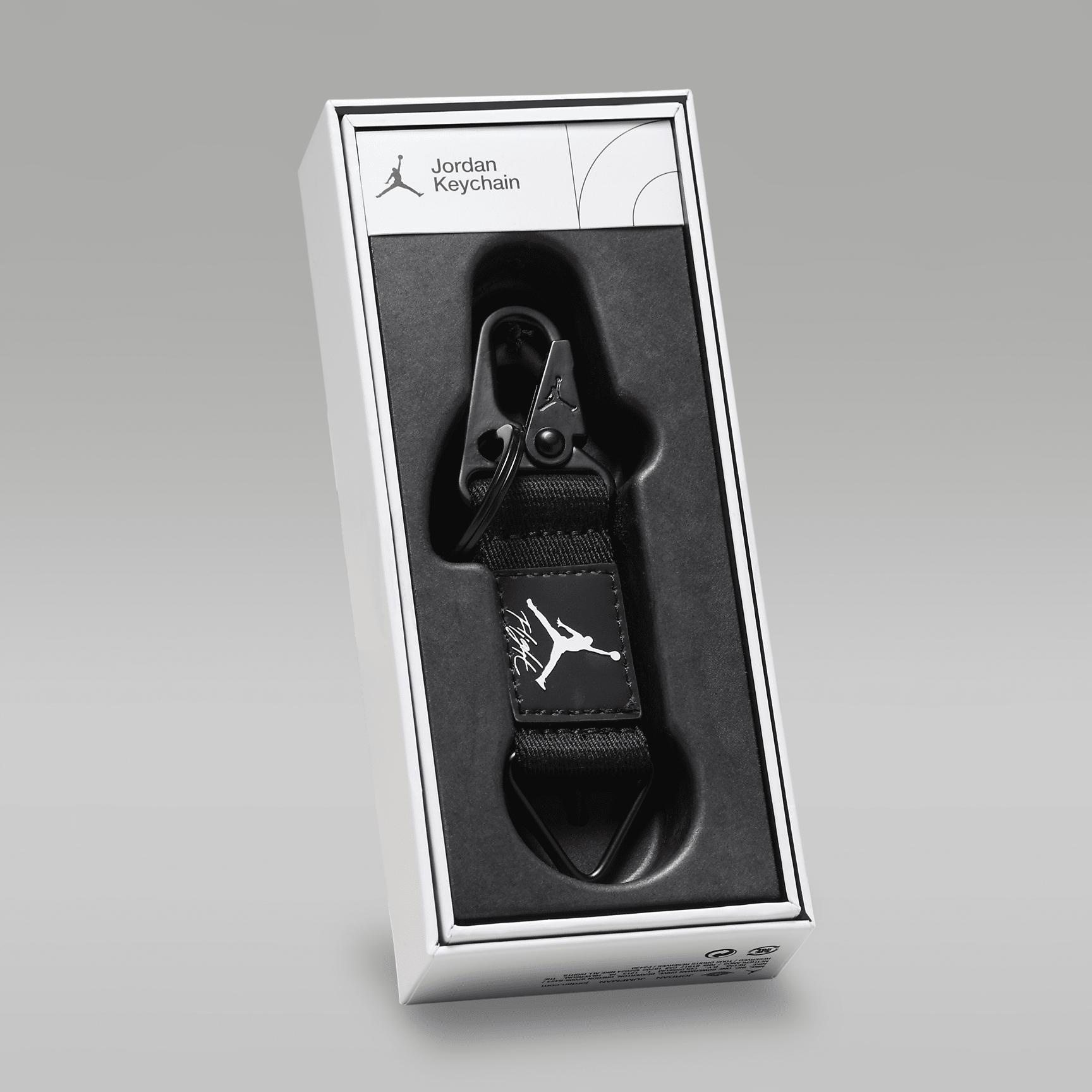 Jordan Mens Flight Keychain in Black | MA0812-023 Product Image
