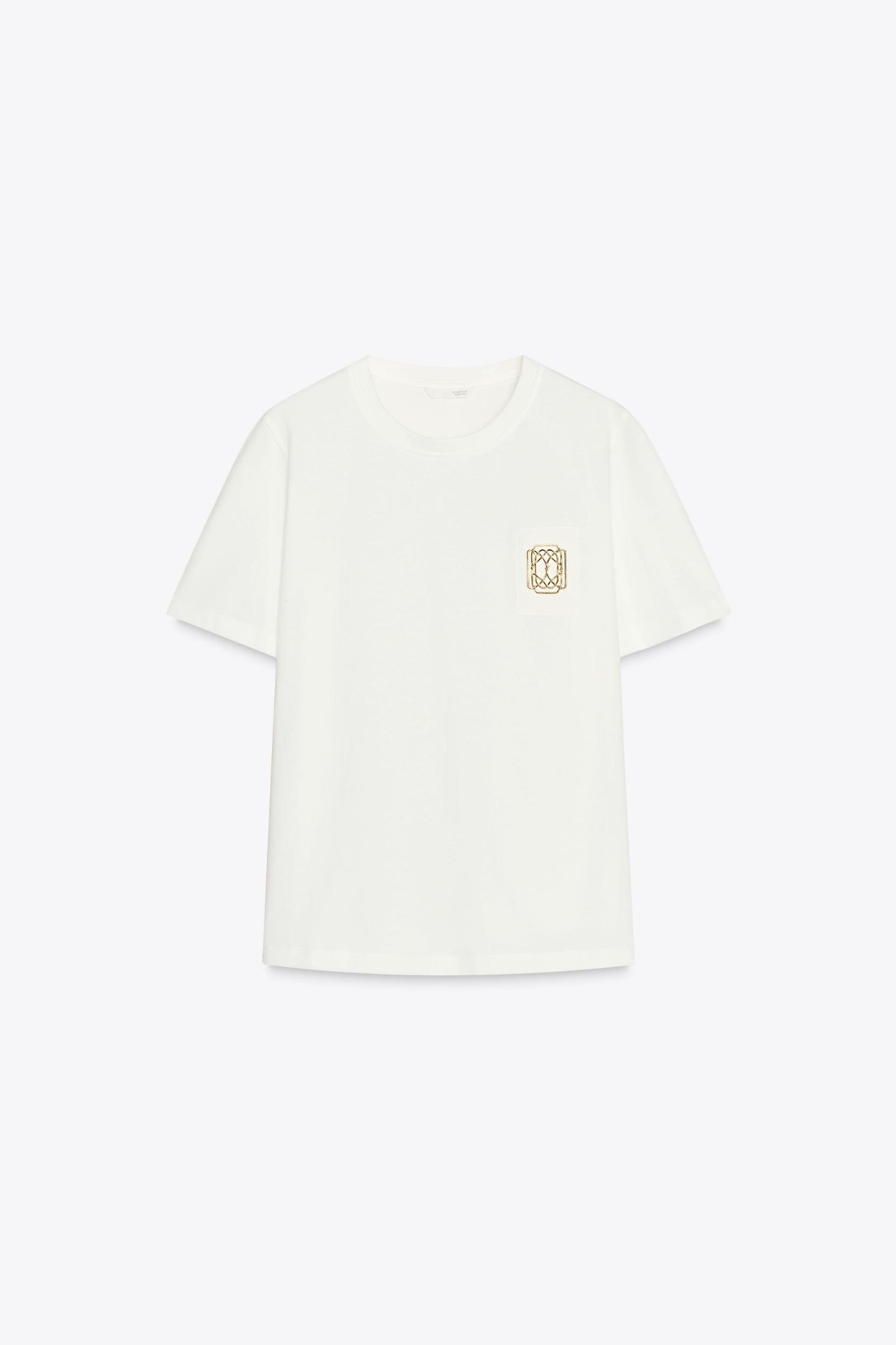 BROOCH T-SHIRT Product Image