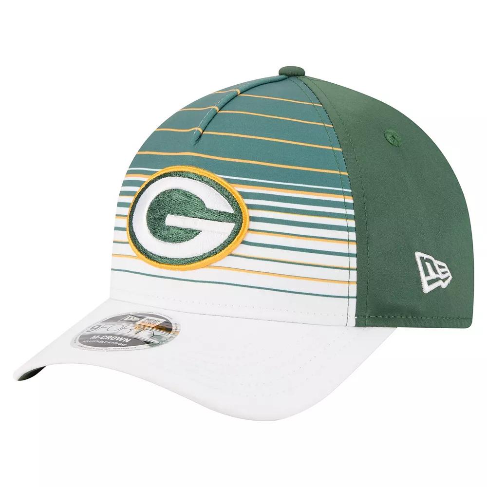Men's New Era  White/Green Green Bay Packers Adventure Gradient 9FORTY M-Crown A-Frame Adjustable Hat Product Image