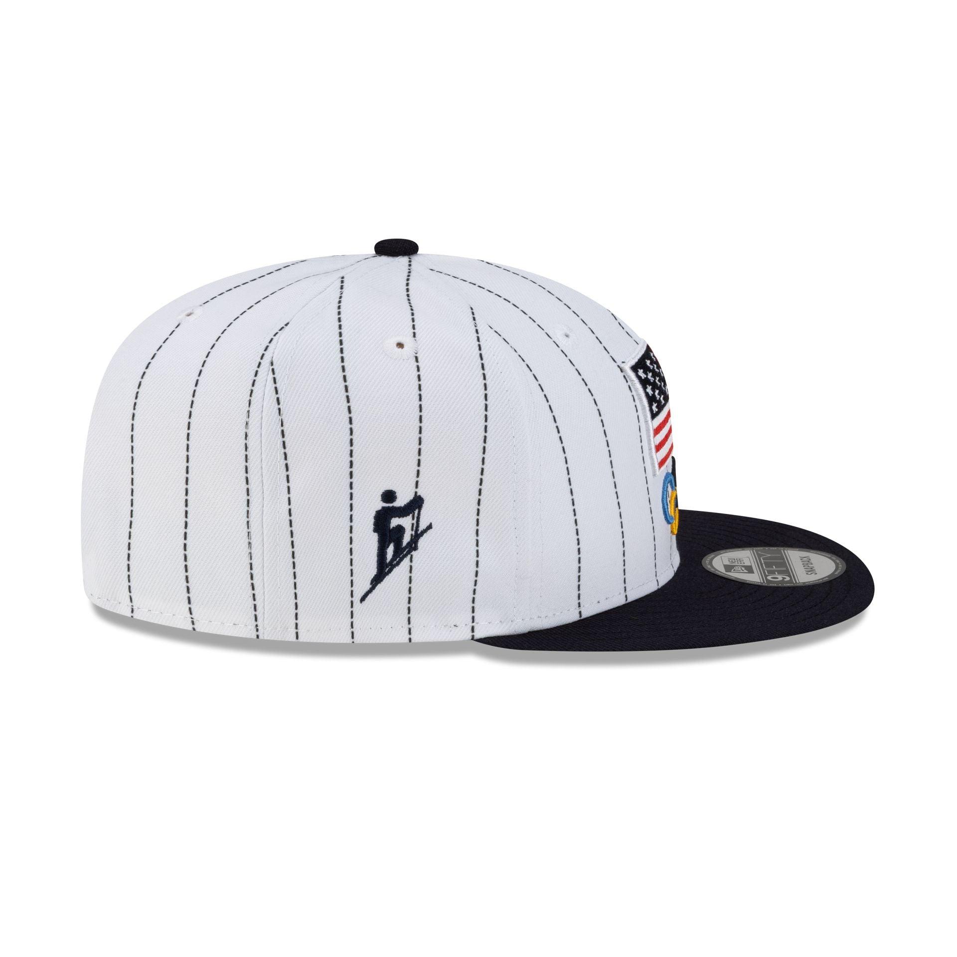 Santos Laguna Logo 59FIFTY Fitted Hat Male Product Image