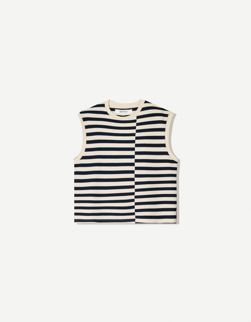 Striped vest Product Image