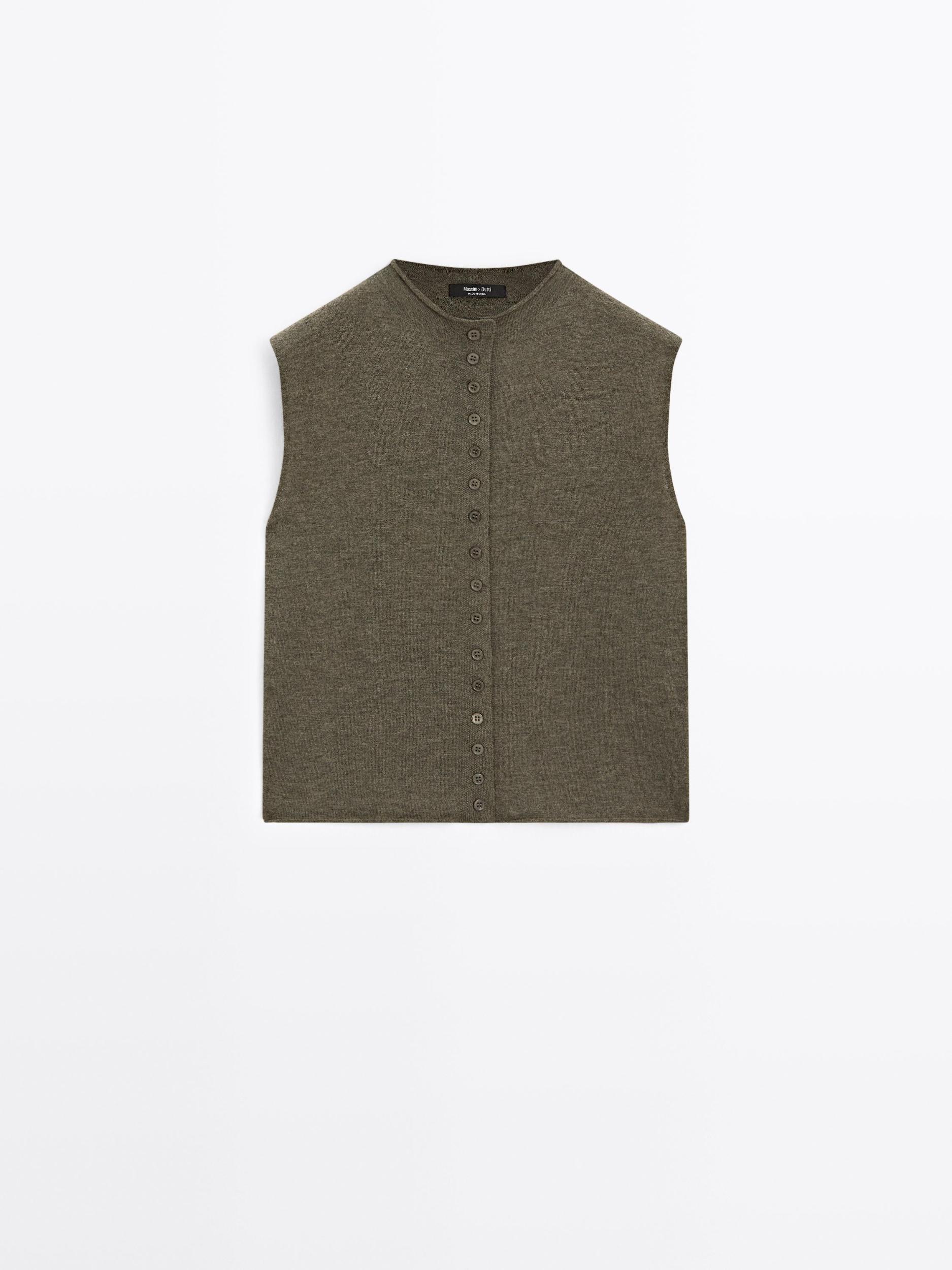Cropped wool blend knit vest Product Image