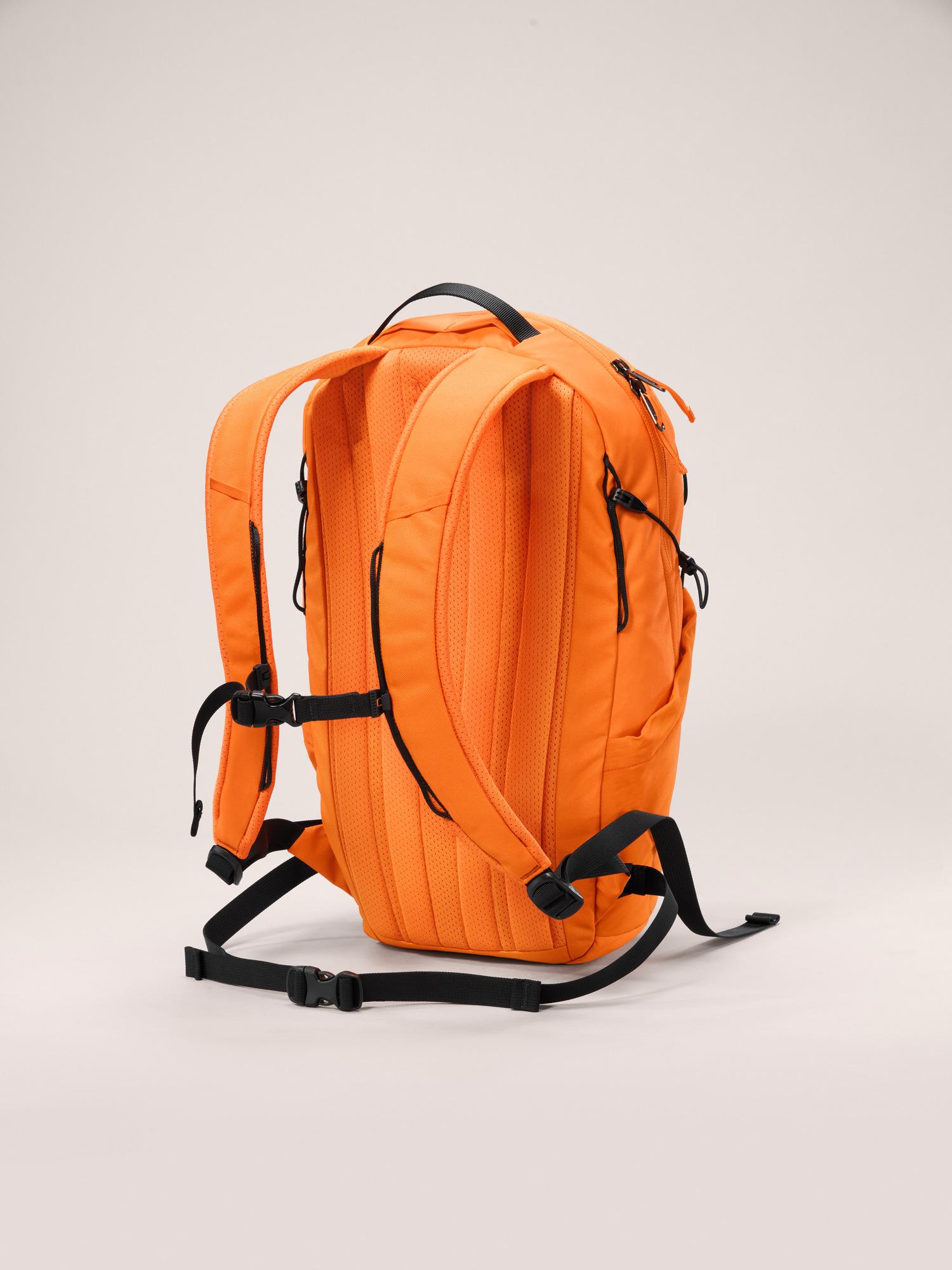 Mantis 16 Backpack  Product Image