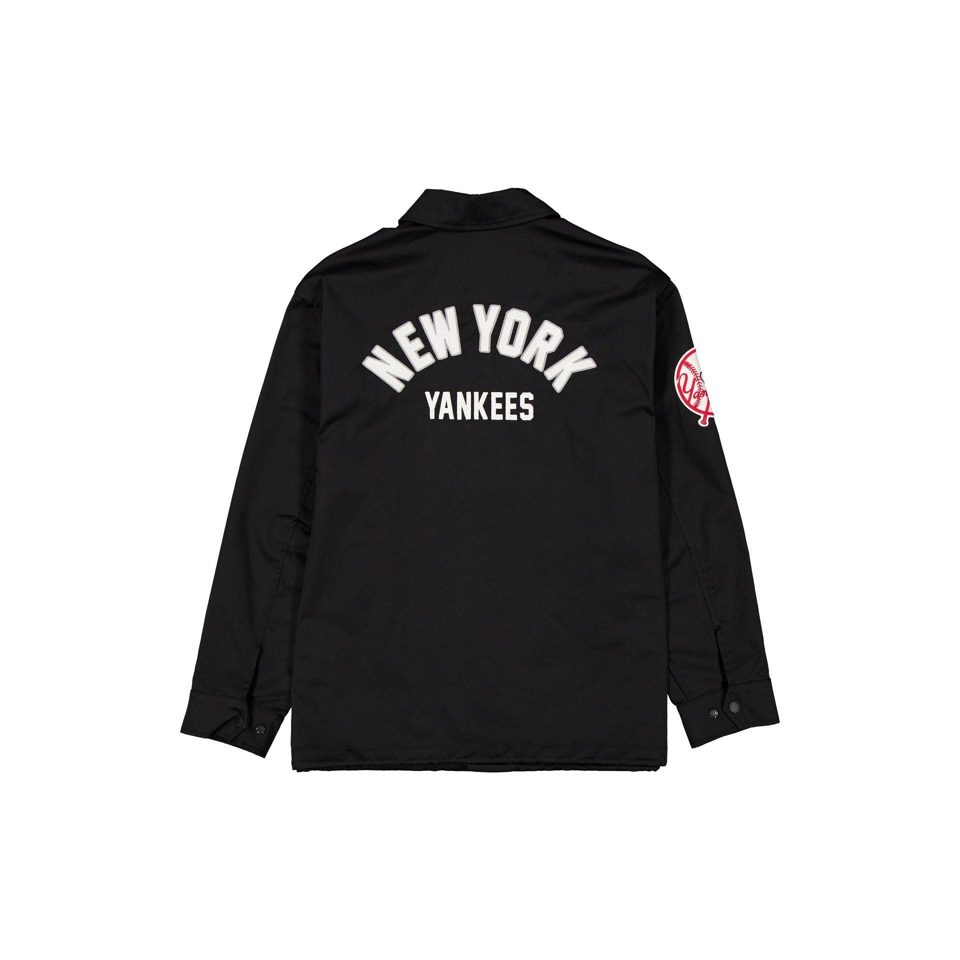New York Yankees Black Coach's Jacket Male Product Image