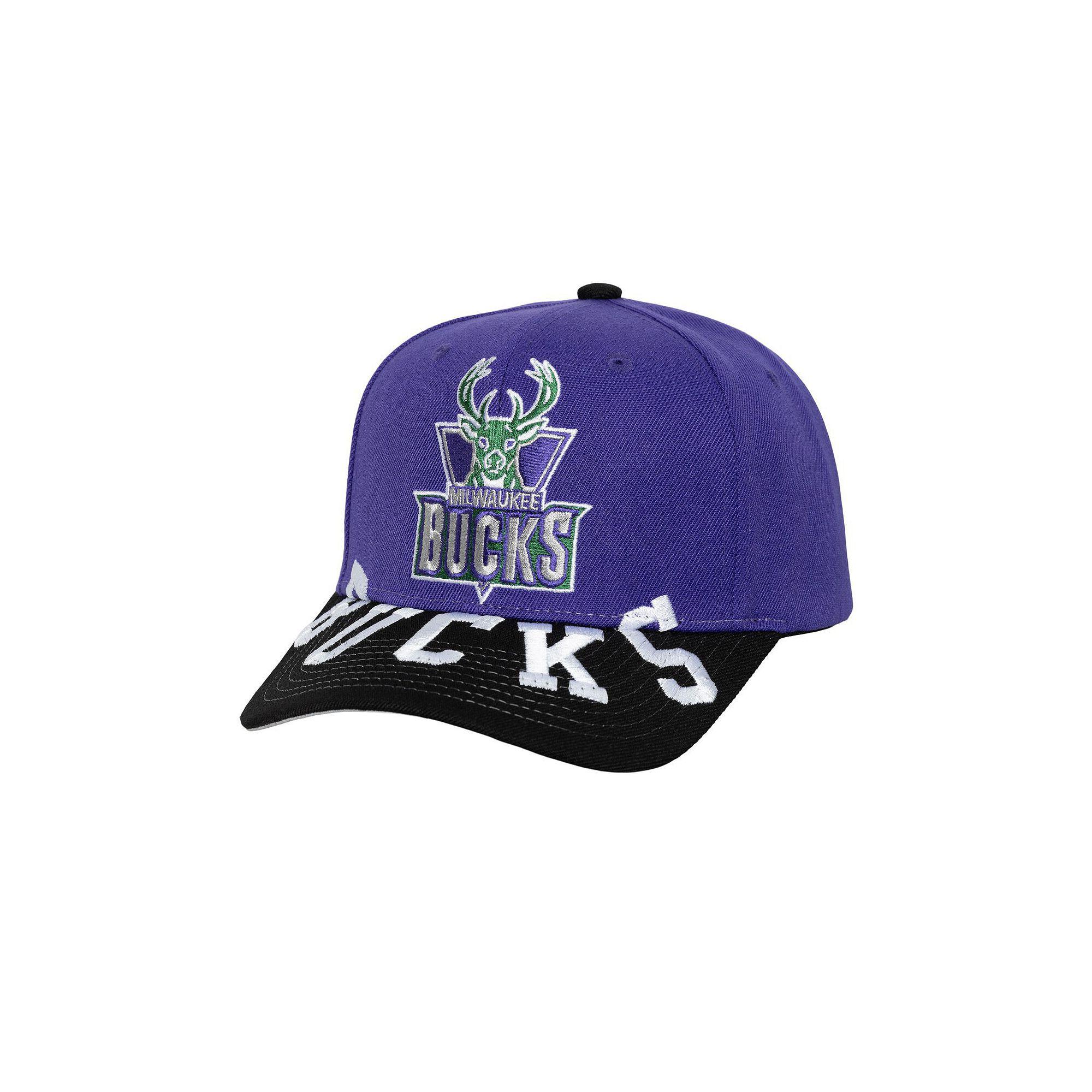 Men's Mitchell & Ness Purple/Black Milwaukee Bucks Underarch Two-Tone Pro Crown Snapback Hat Product Image