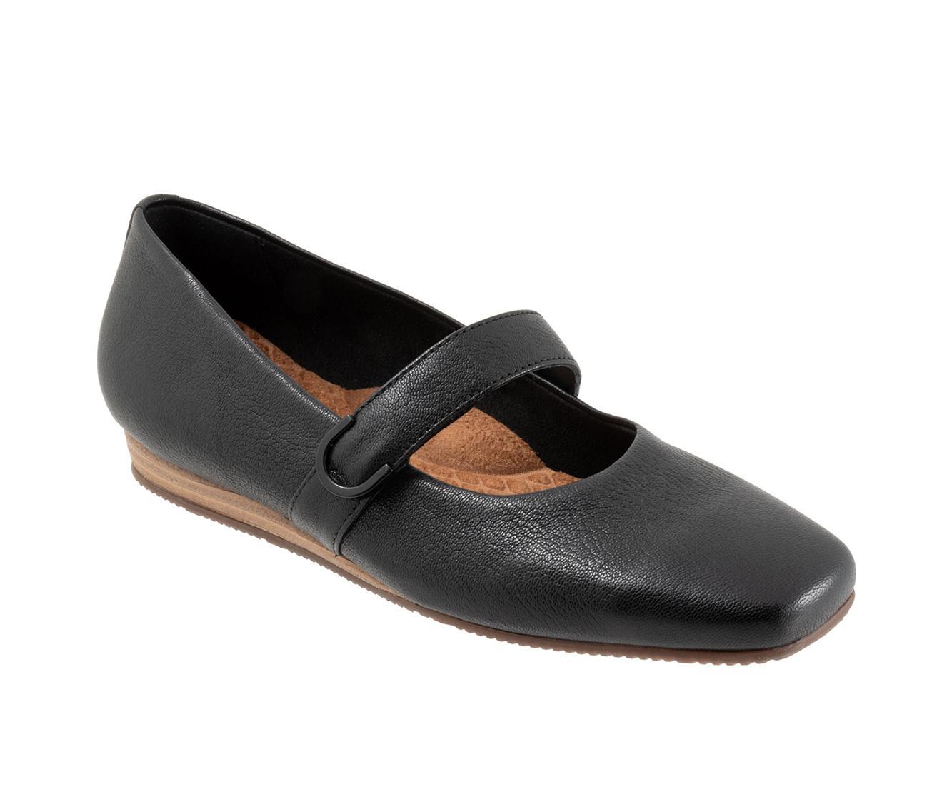 Women's Softwalk Valdivia Mary Janes Product Image