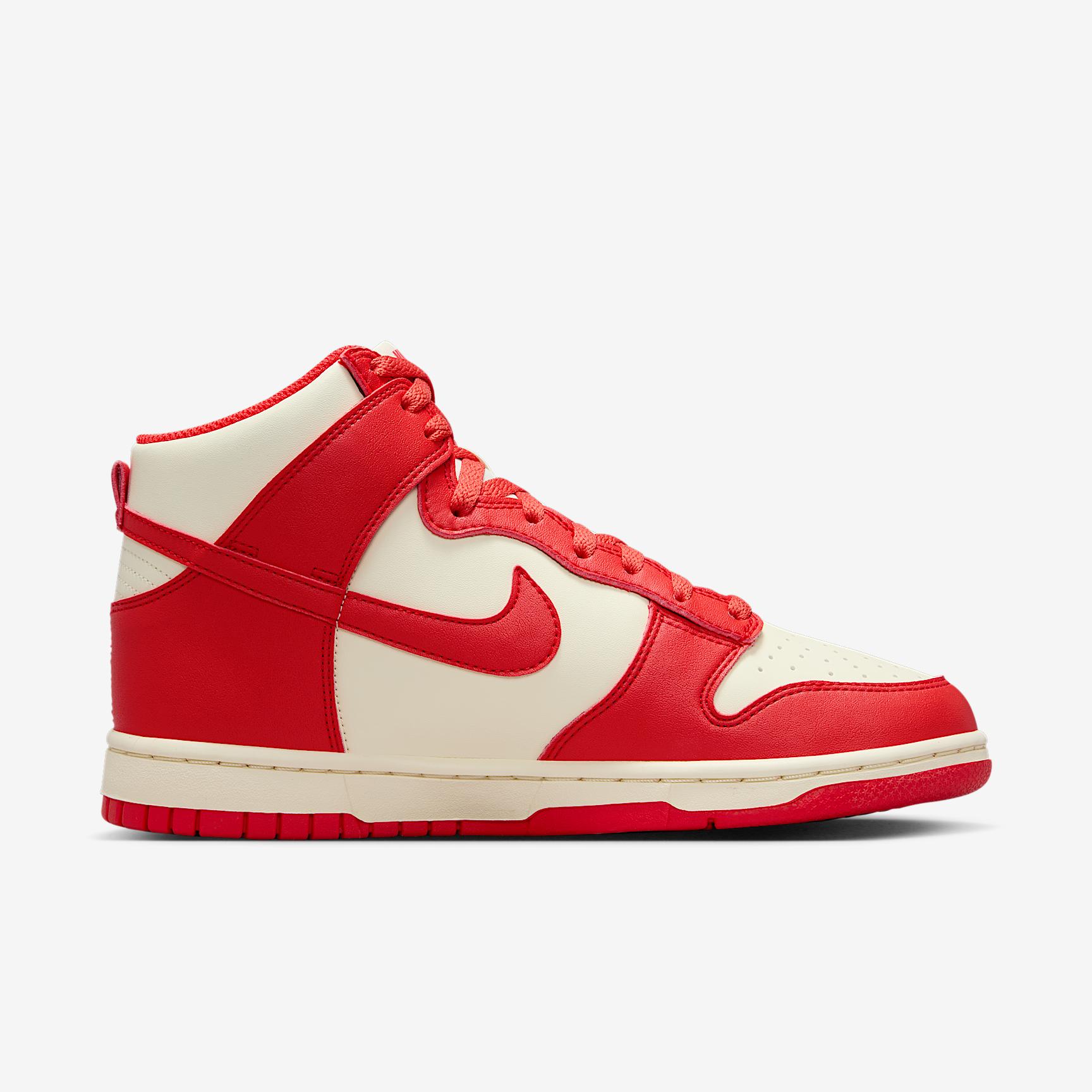Nike Women's Dunk High Next Nature Shoes Product Image