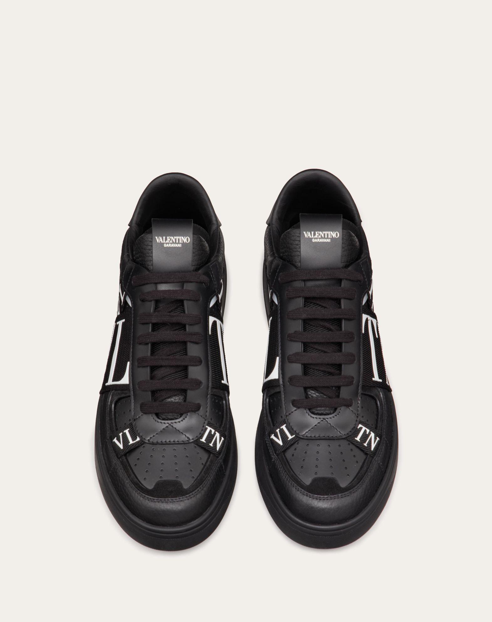Low-Top Calfskin Vl7N Sneaker With Bands Product Image